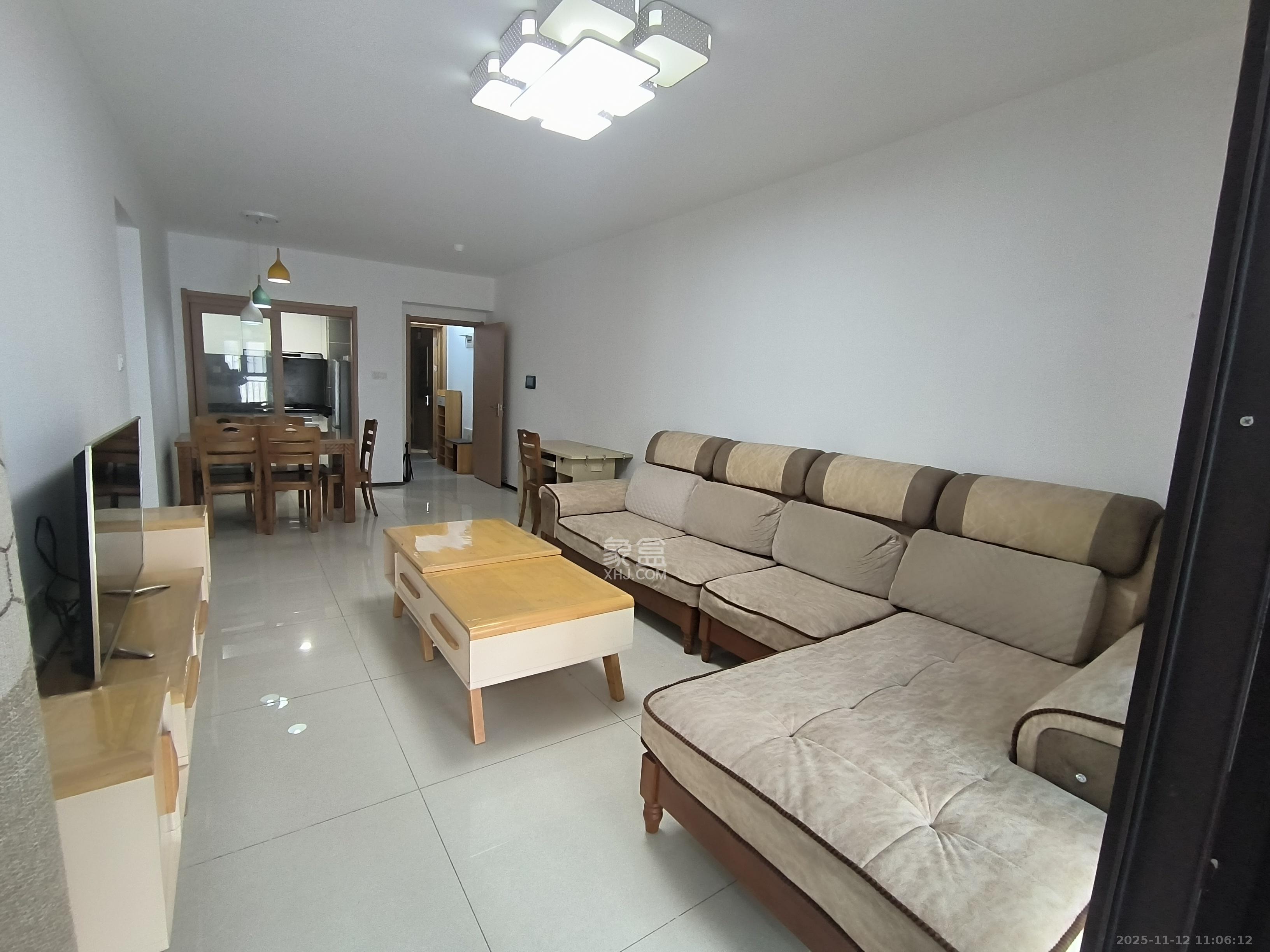 时代倾城二期  2室2厅1卫    1900.0元/月