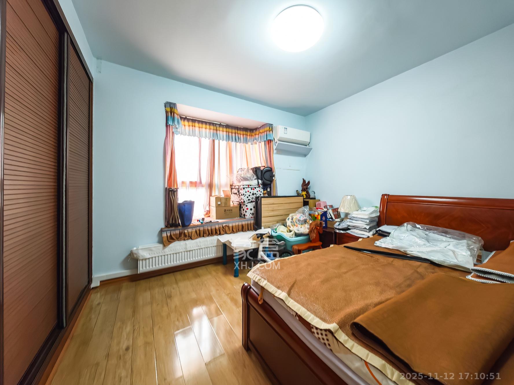 北湾景园 3室2厅1卫 86.0万 北湾景园 3室2厅1卫 86.0万卧室