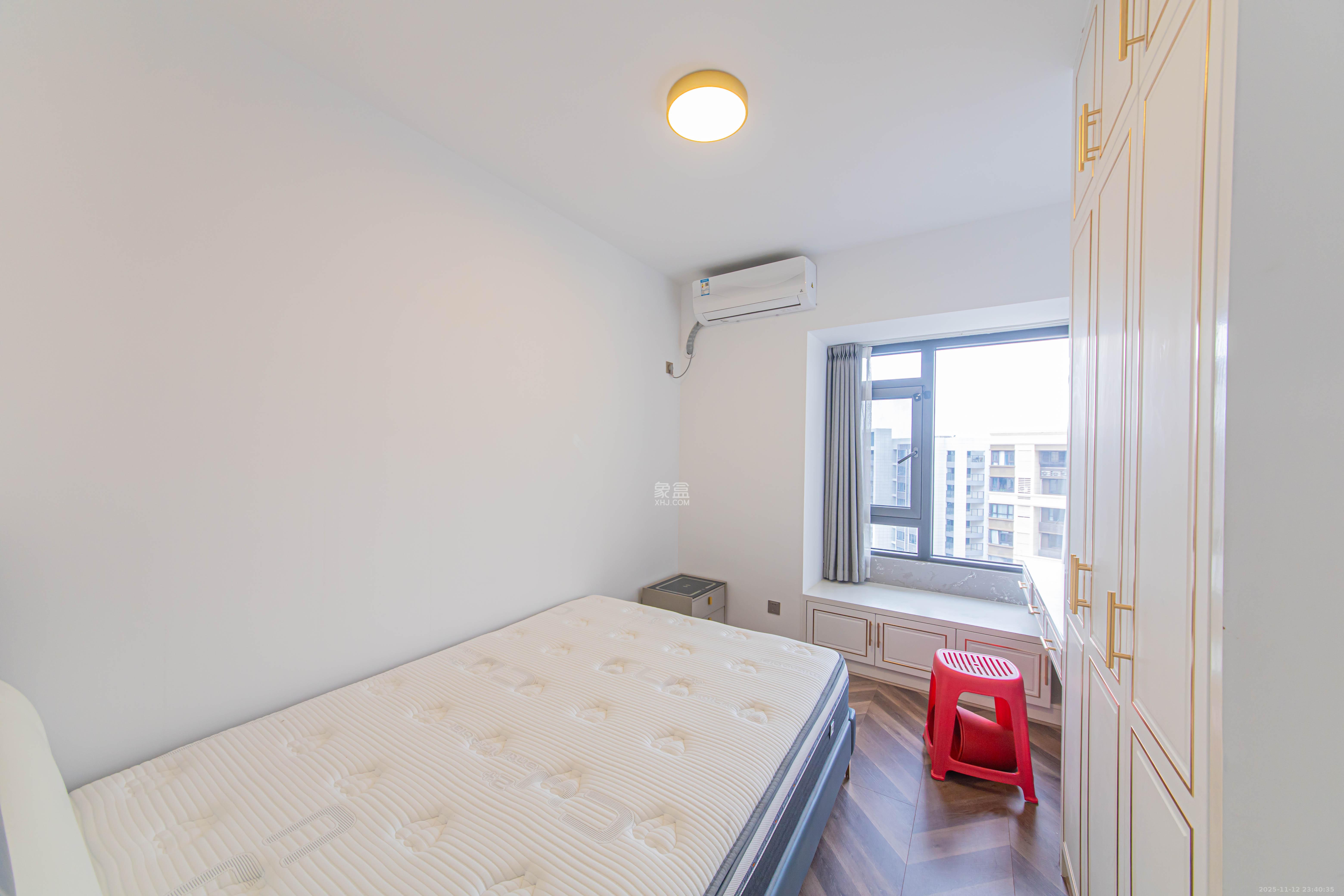 北辰中央公园DF区 4室2厅2卫 140.0万 北辰中央公园DF区 4室2厅2卫 140.0万卧室