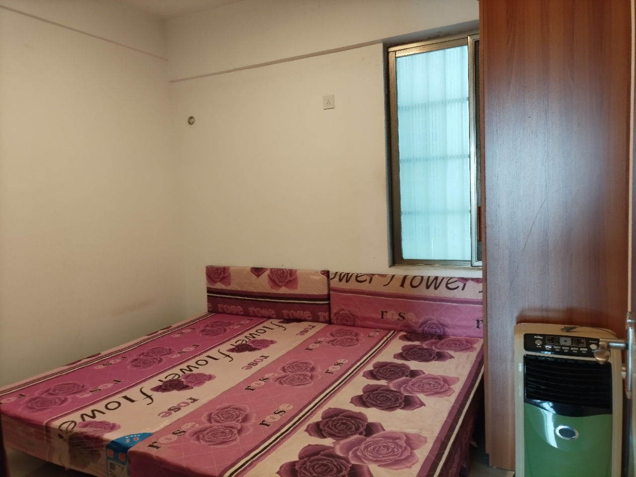 金鹿公寓 4室2厅2卫 3000.0元/月 金鹿公寓 4室2厅2卫 3000.0元/月室内图