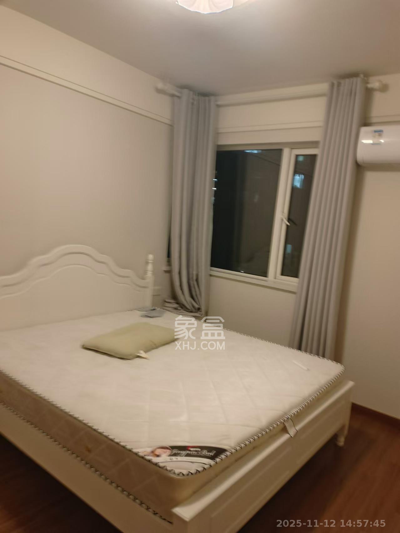 保利香槟国际 3室2厅1卫 2100.0元/月 保利香槟国际 3室2厅1卫 2100.0元/月室内图