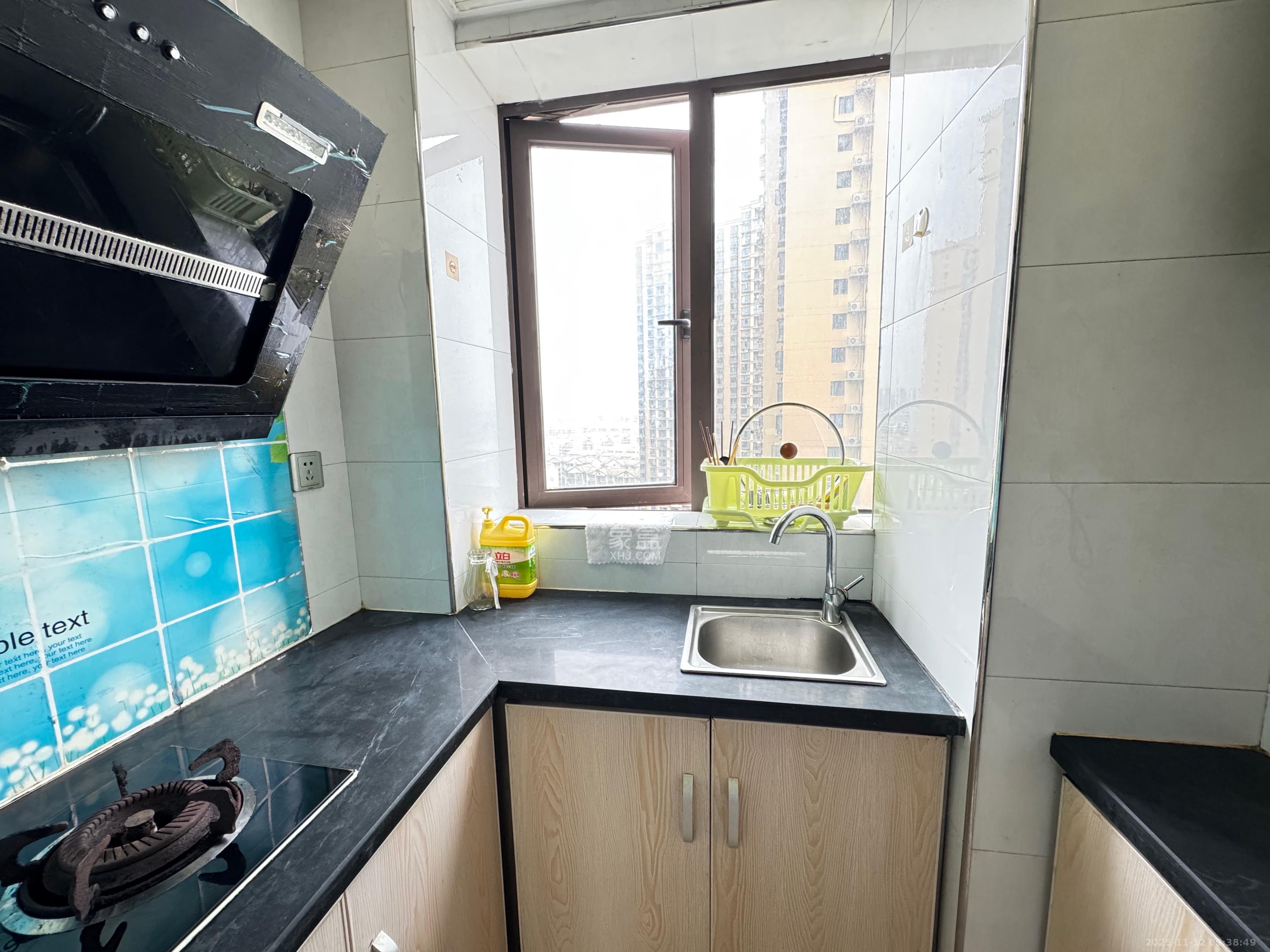 同鑫家园  1室1厅1卫    1200.0元/月室内图