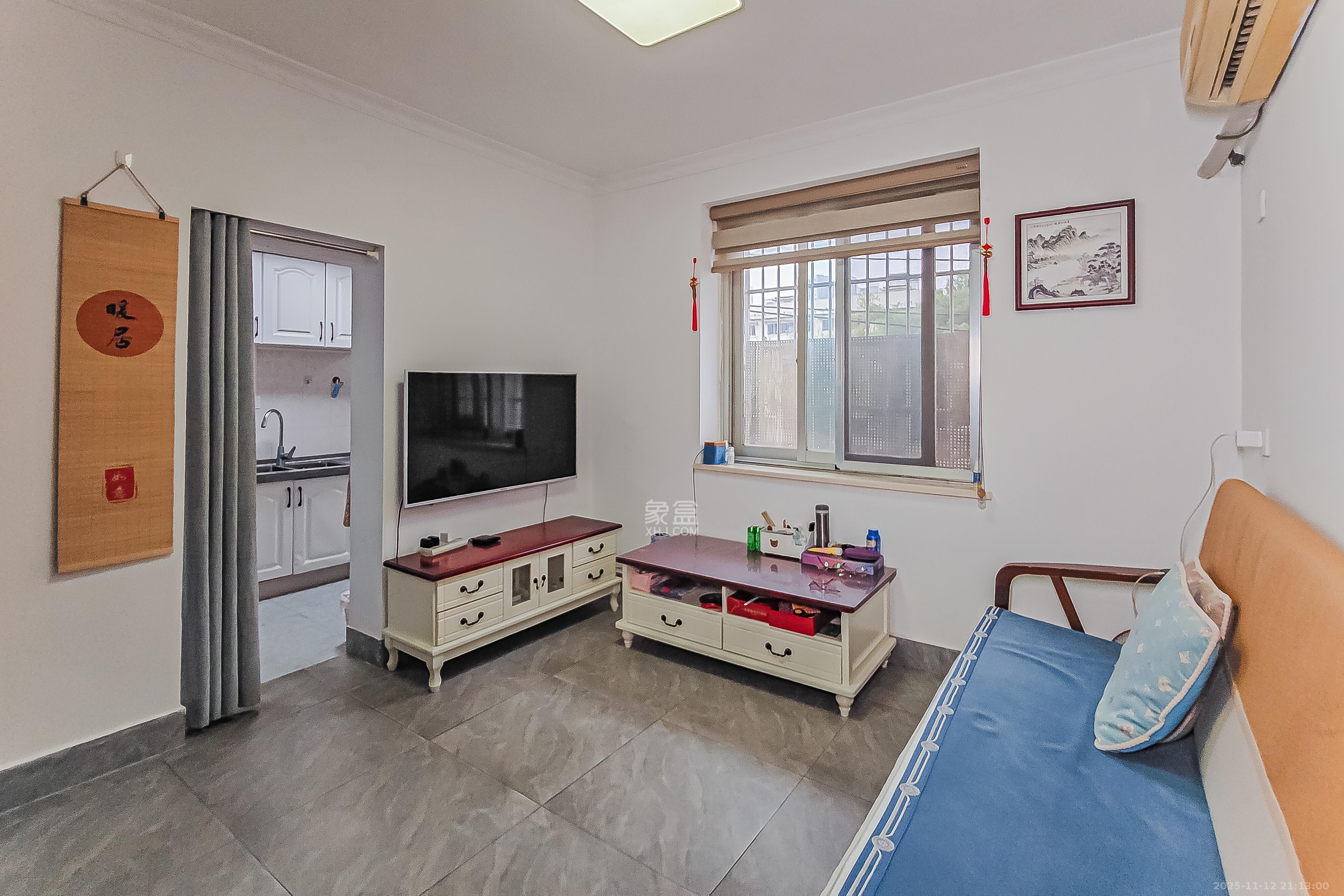 金地社区 2室1厅1卫 43.8万 金地社区 2室1厅1卫 43.8万客厅