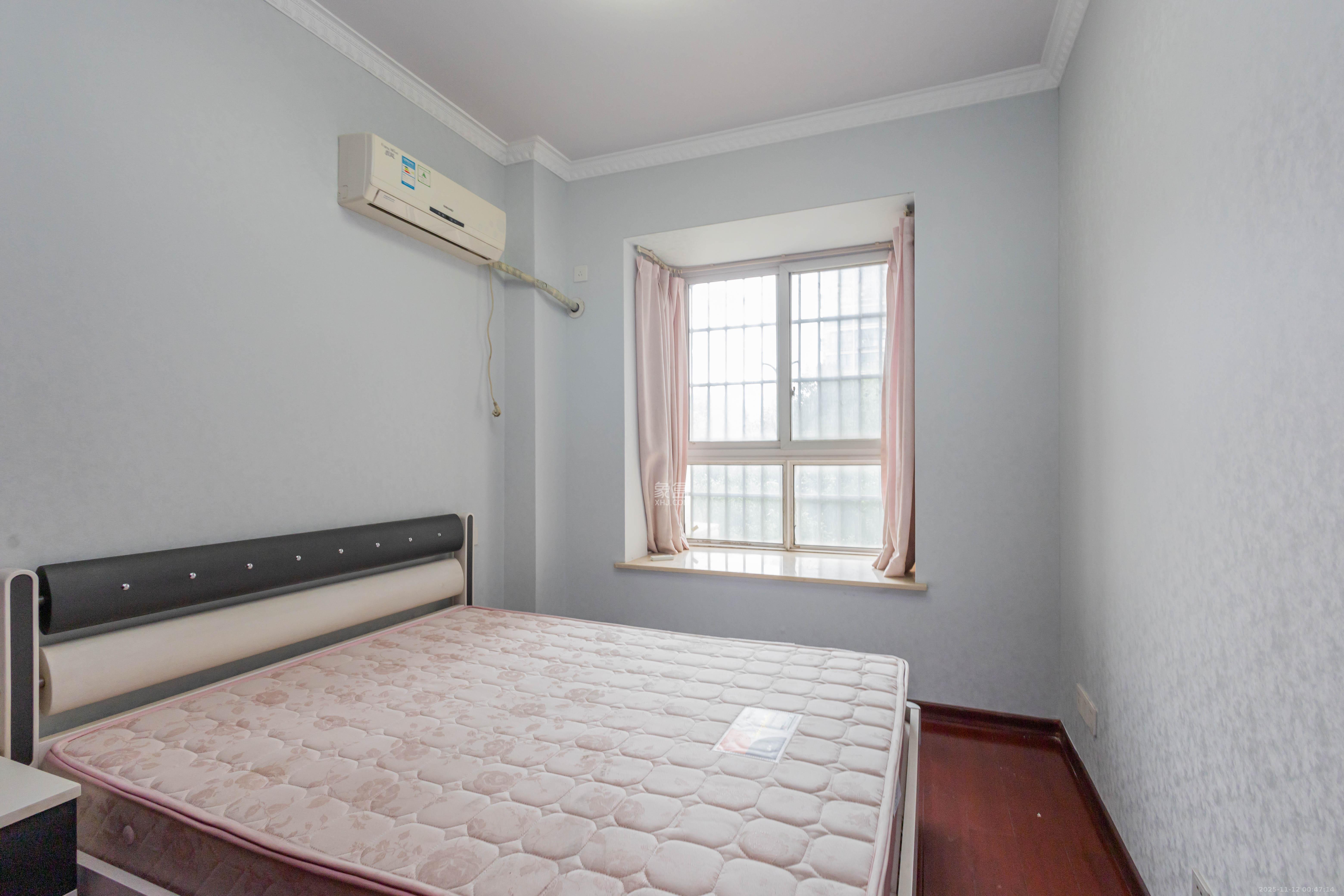 东门尚苑  3室2厅1卫    58.0万卧室