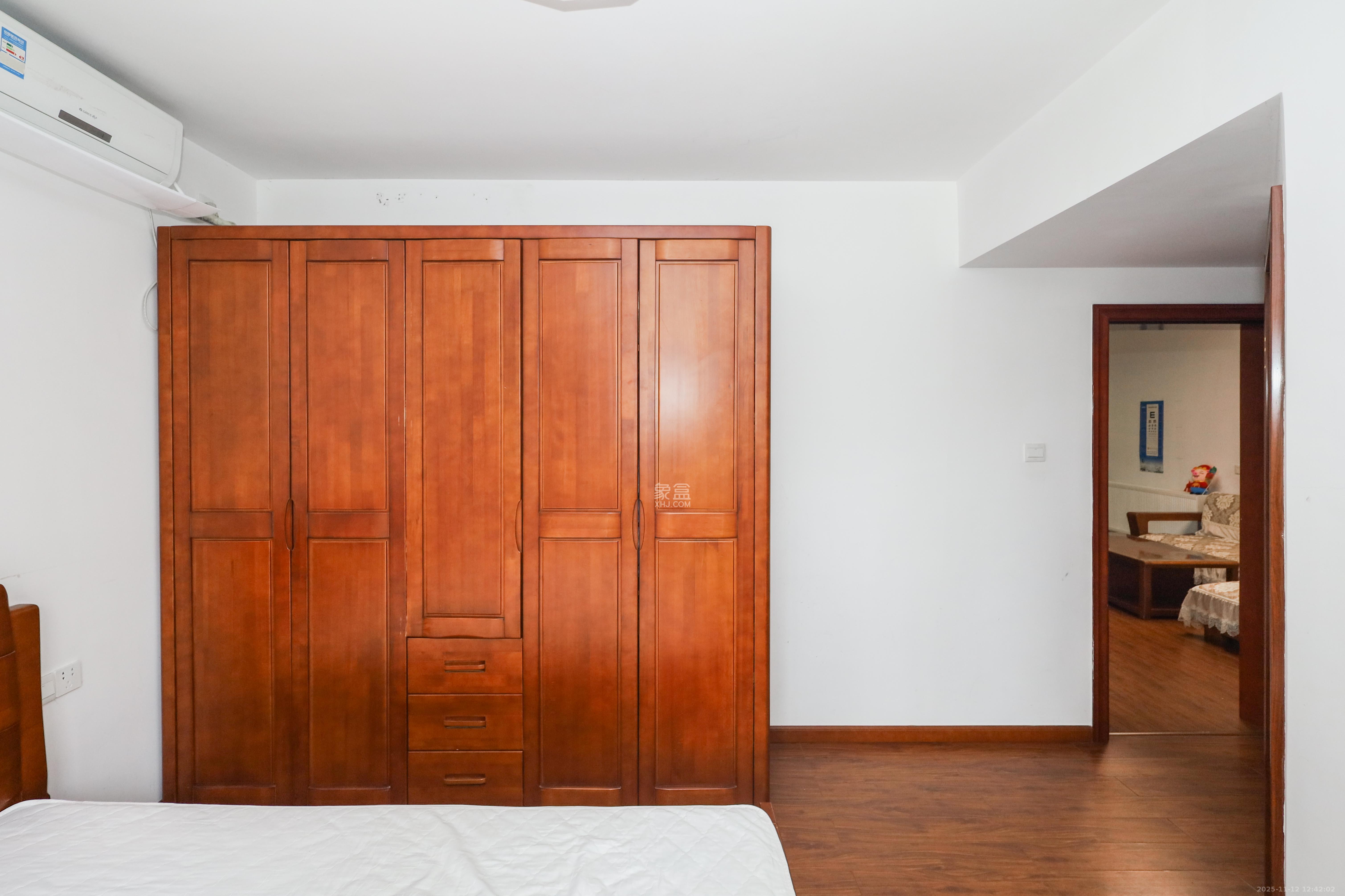 梅溪湖合能璞丽  3室2厅1卫    120.0万卧室