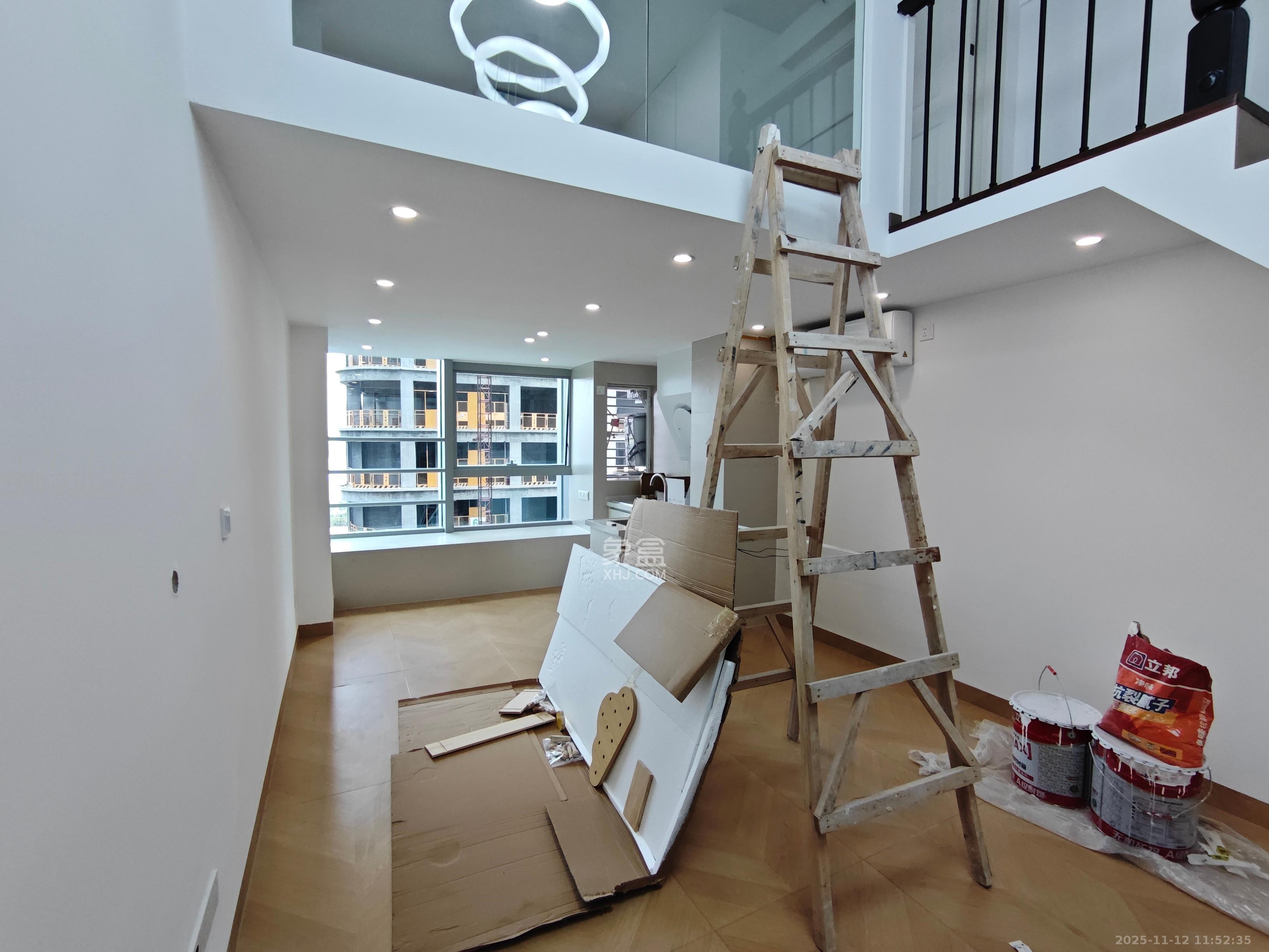 复地滨江金融中心  1室1厅1卫    3100.0元/月室内图