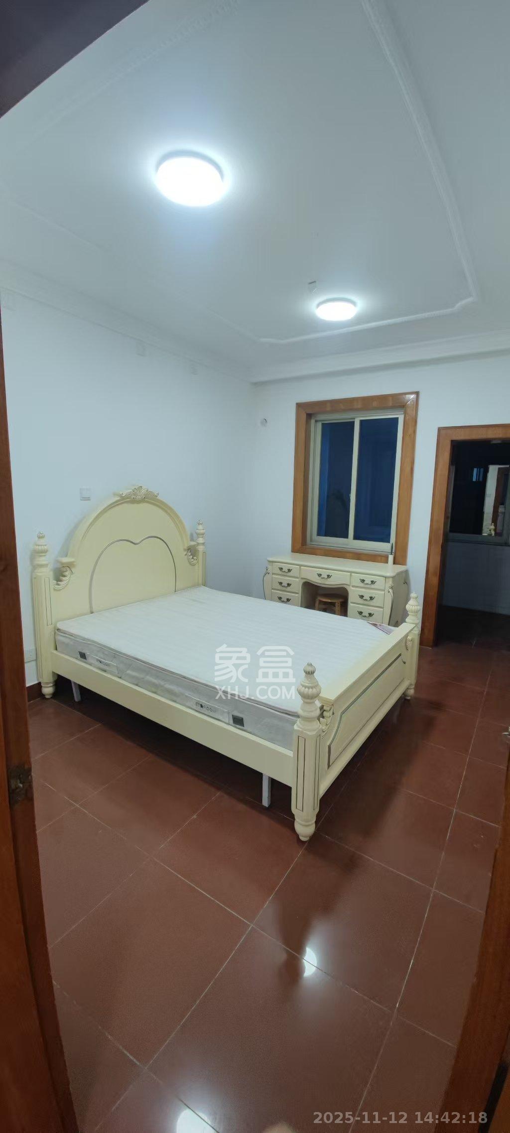 星兴佳园 3室2厅1卫 1700.0元/月 星兴佳园 3室2厅1卫 1700.0元/月室内图