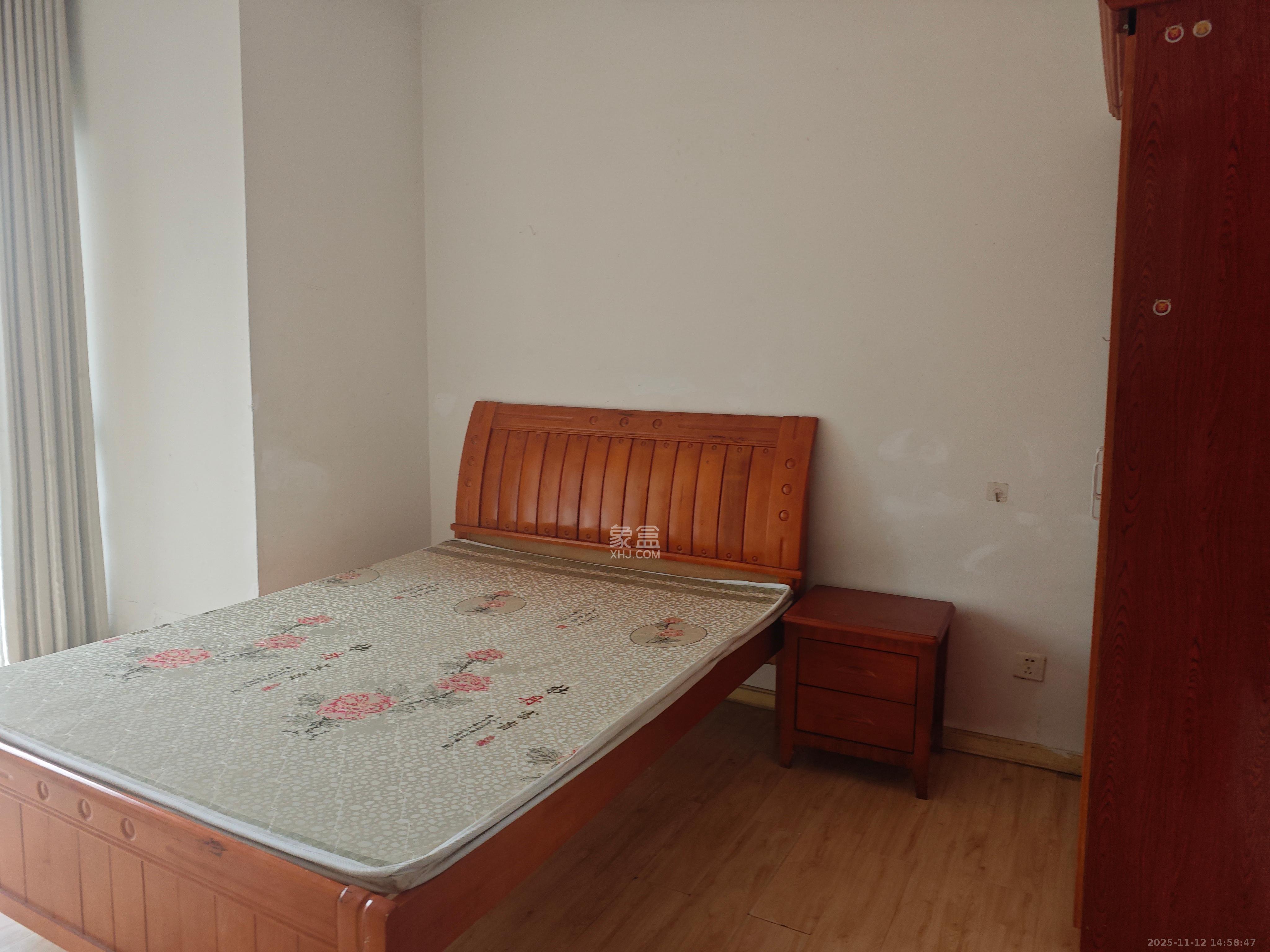 优山美地  2室2厅1卫    2600.0元/月