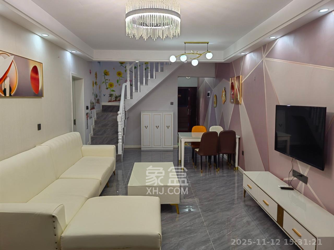 邦盛水岸御园  4室2厅2卫    2500.0元/月