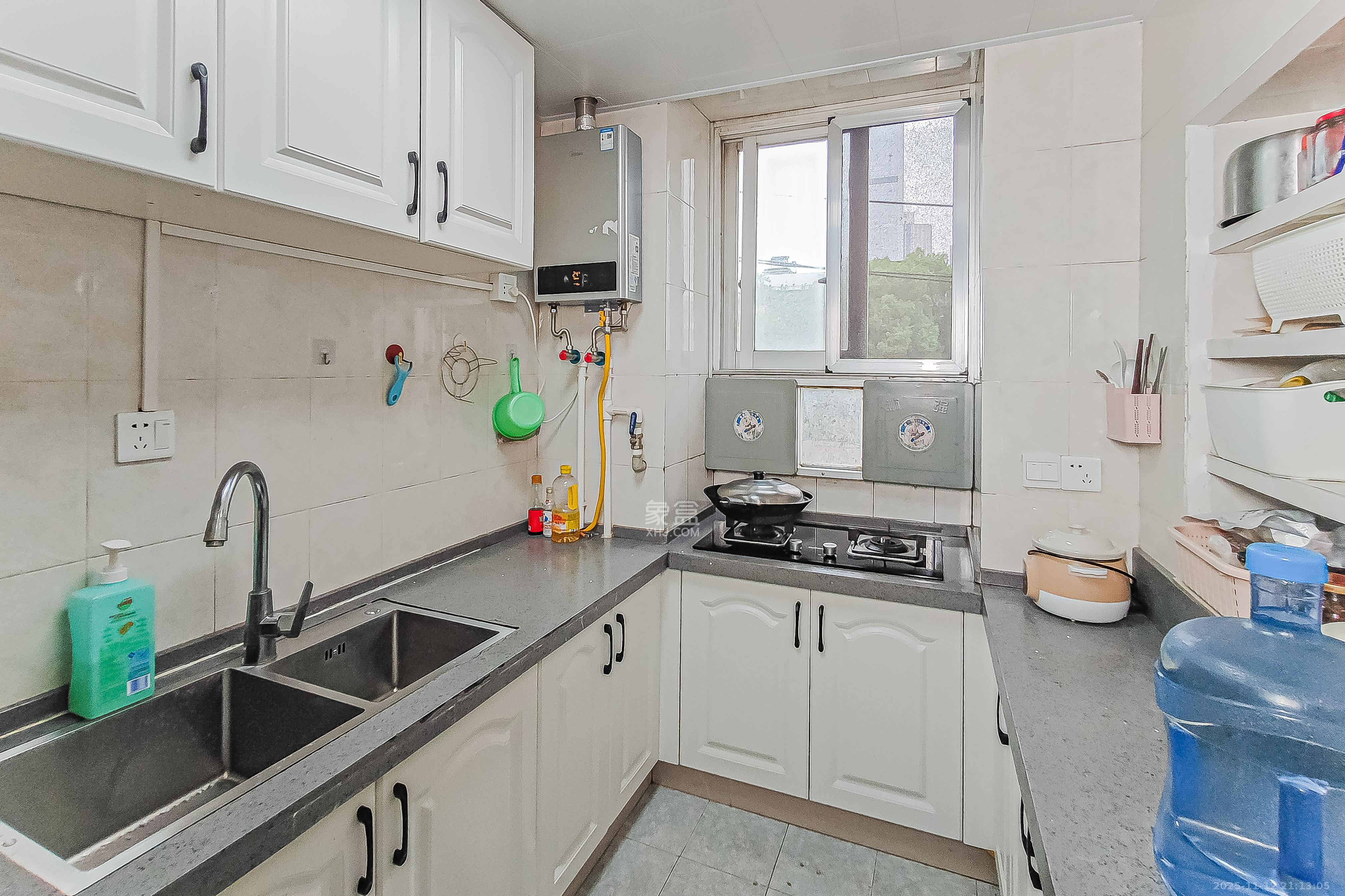 金地社区 2室1厅1卫 43.8万 金地社区 2室1厅1卫 43.8万厨房