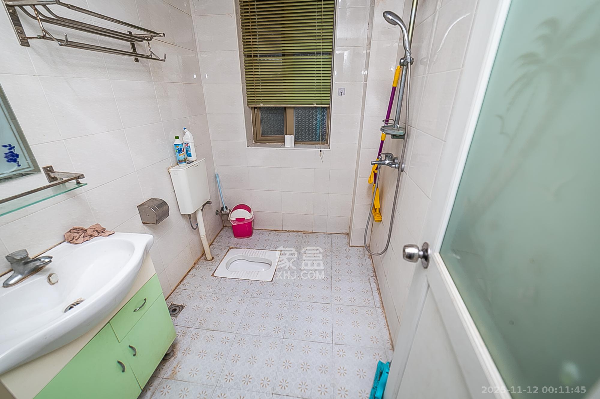 层上观邸 3室2厅2卫 95.0万 层上观邸 3室2厅2卫 95.0万卫生间