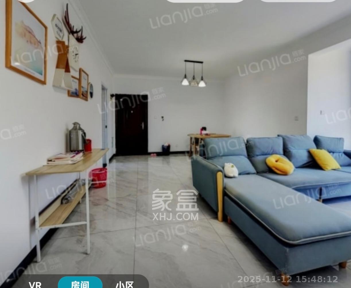 中欣楚天雅郡  3室2厅2卫    1800.0元/月室内图