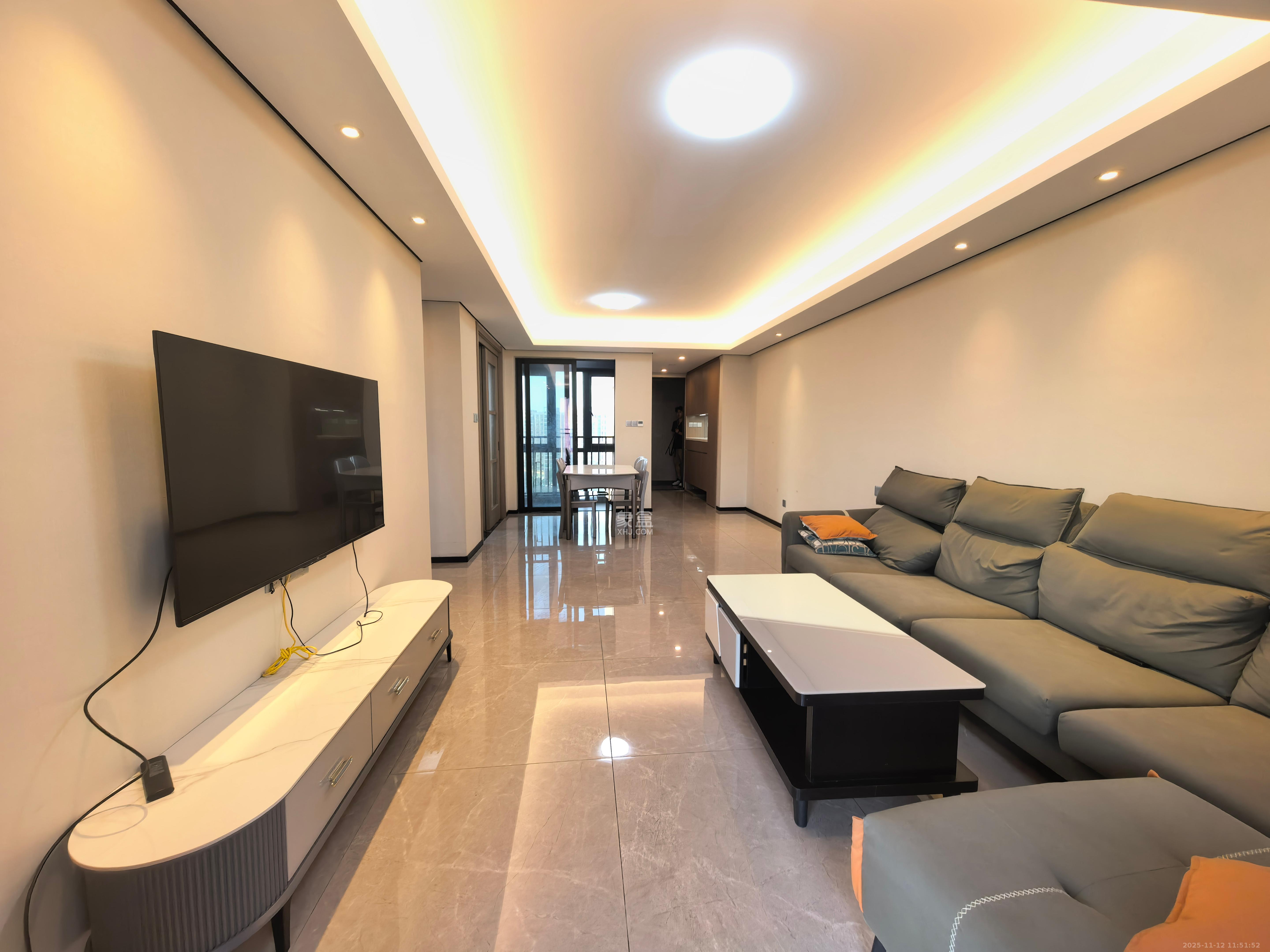 中海麓山境北区 4室2厅2卫 2800.0元/月 中海麓山境北区 4室2厅2卫 2800.0元/月室内图