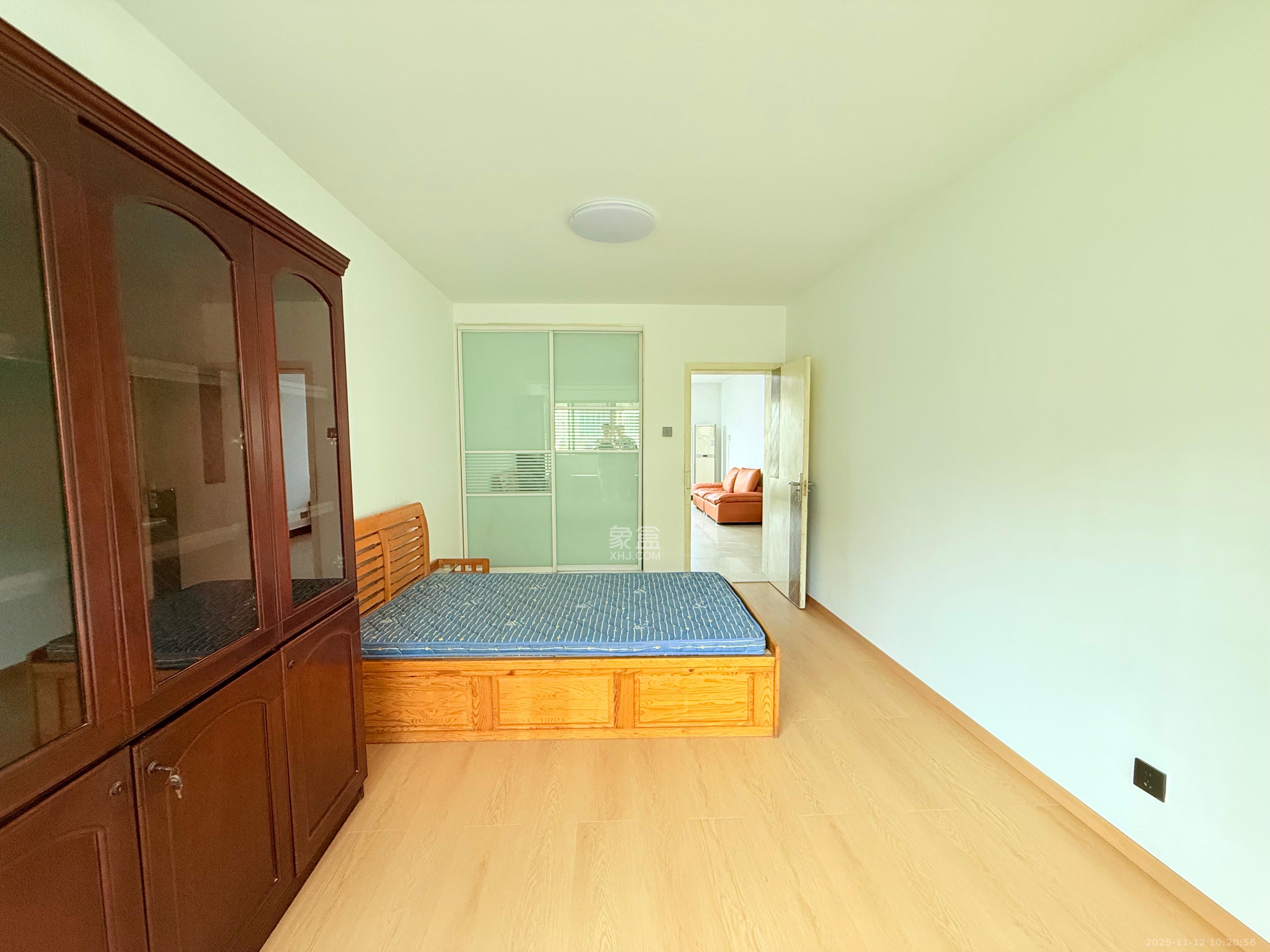 仁和家园 3室2厅1卫 1700.0元/月 仁和家园 3室2厅1卫 1700.0元/月室内图