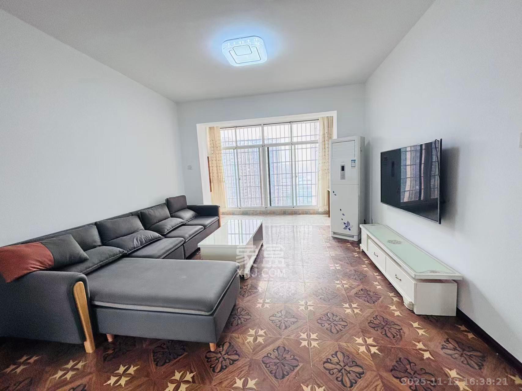 洋湖和园(福联嘉苑) 3室1厅2卫 2300.0元/月 洋湖和园(福联嘉苑) 3室1厅2卫 2300.0元/月室内图