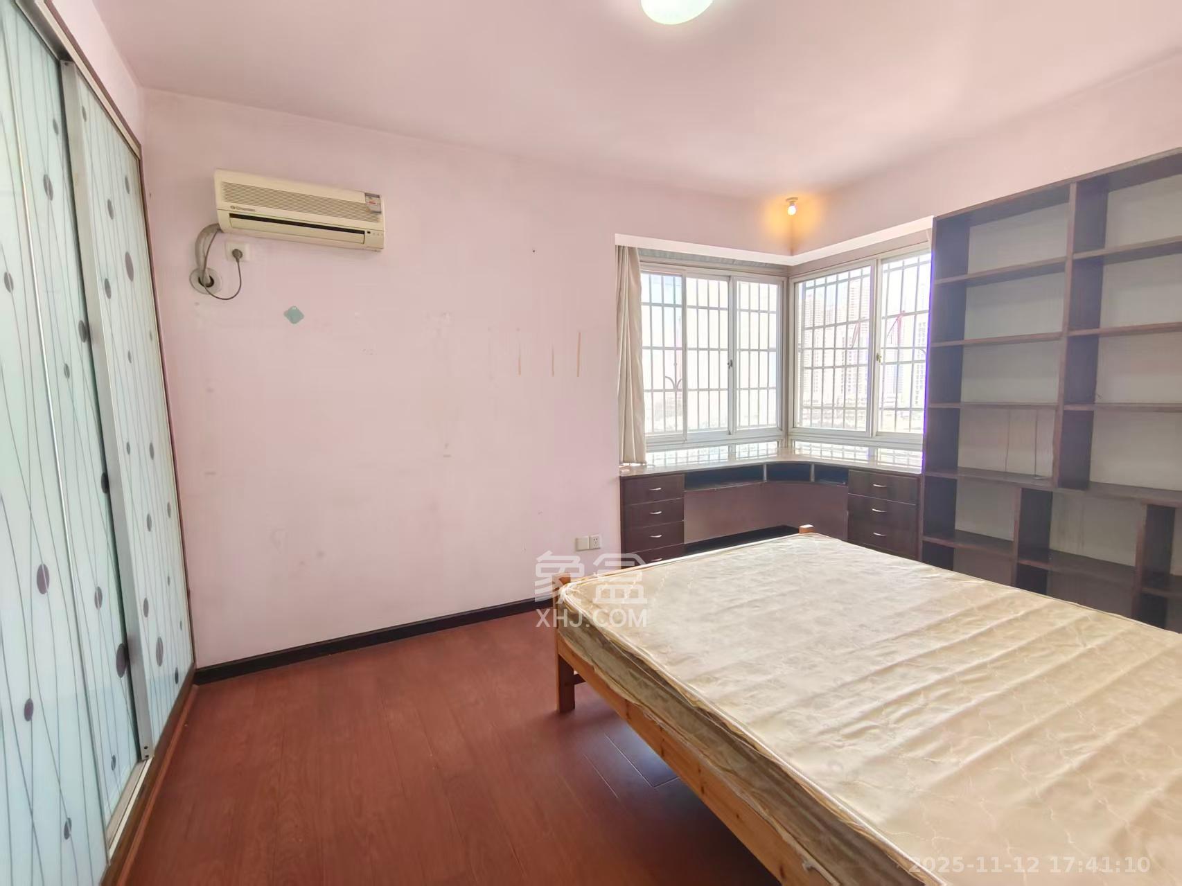 湘许嘉园  3室2厅1卫    2400.0元/月室内图