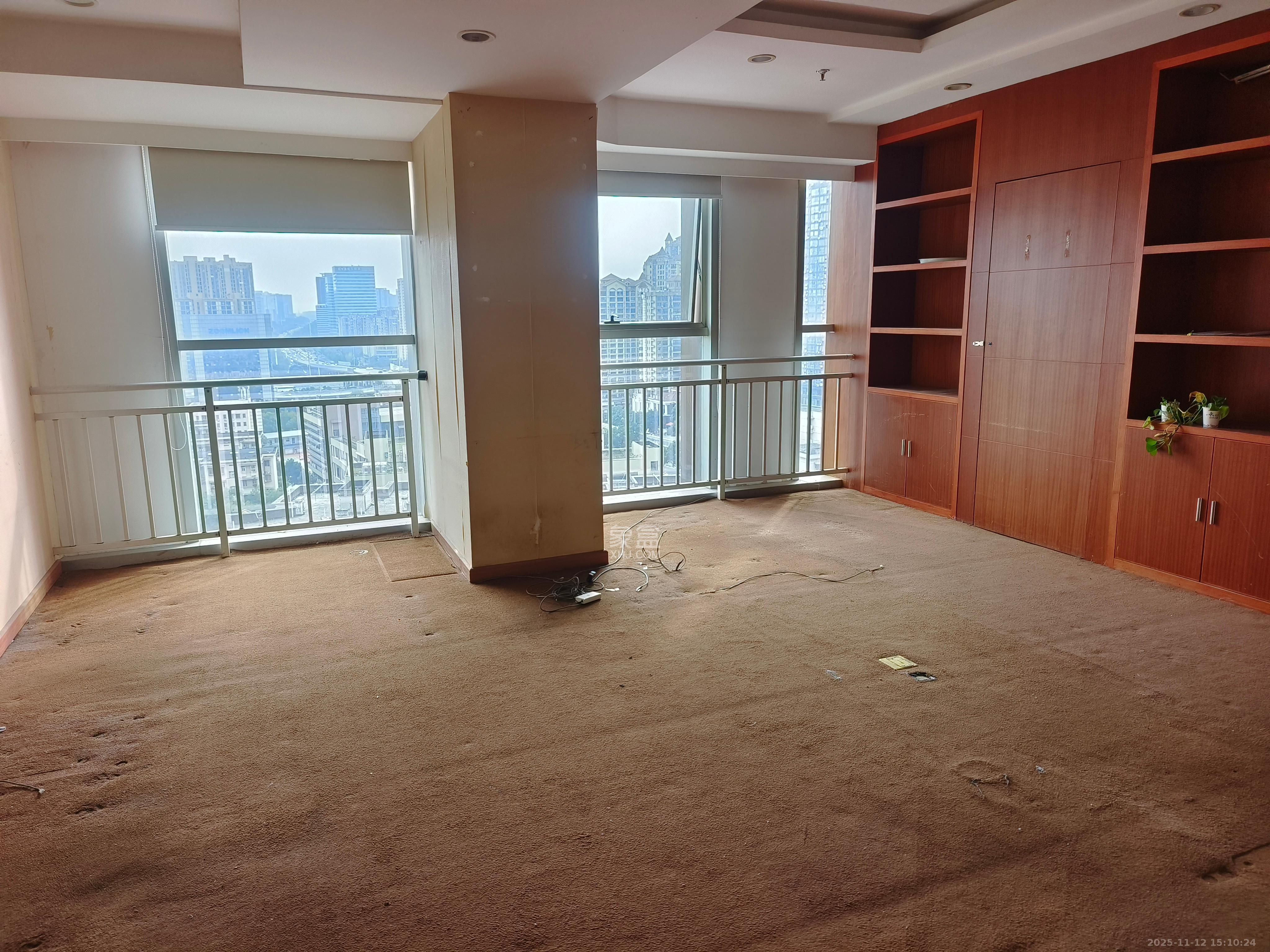 商会大厦   1274.0㎡      57300.0元/月室内图