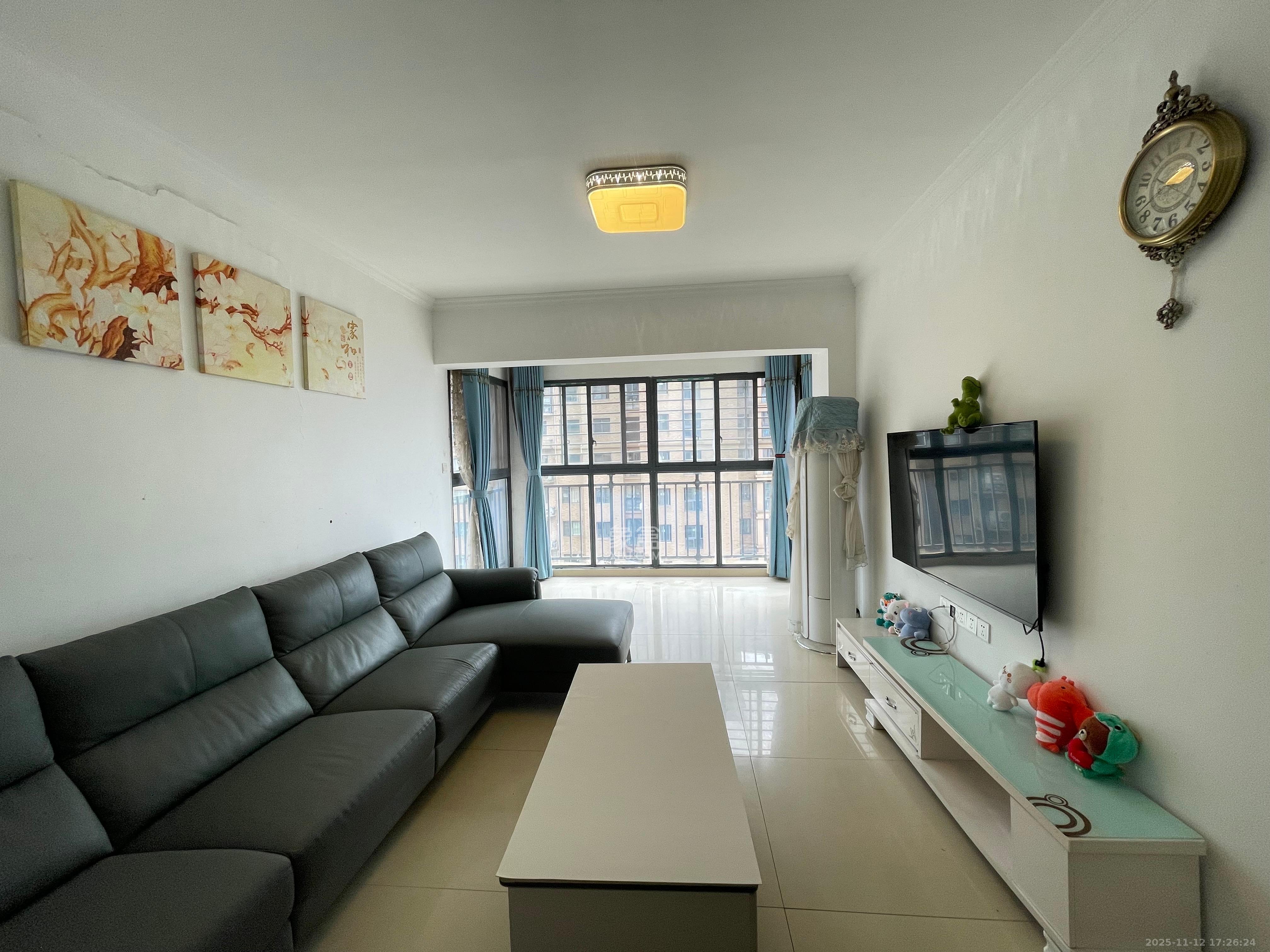 兴隆景苑 2室1厅1卫 2200.0元/月 兴隆景苑 2室1厅1卫 2200.0元/月室内图