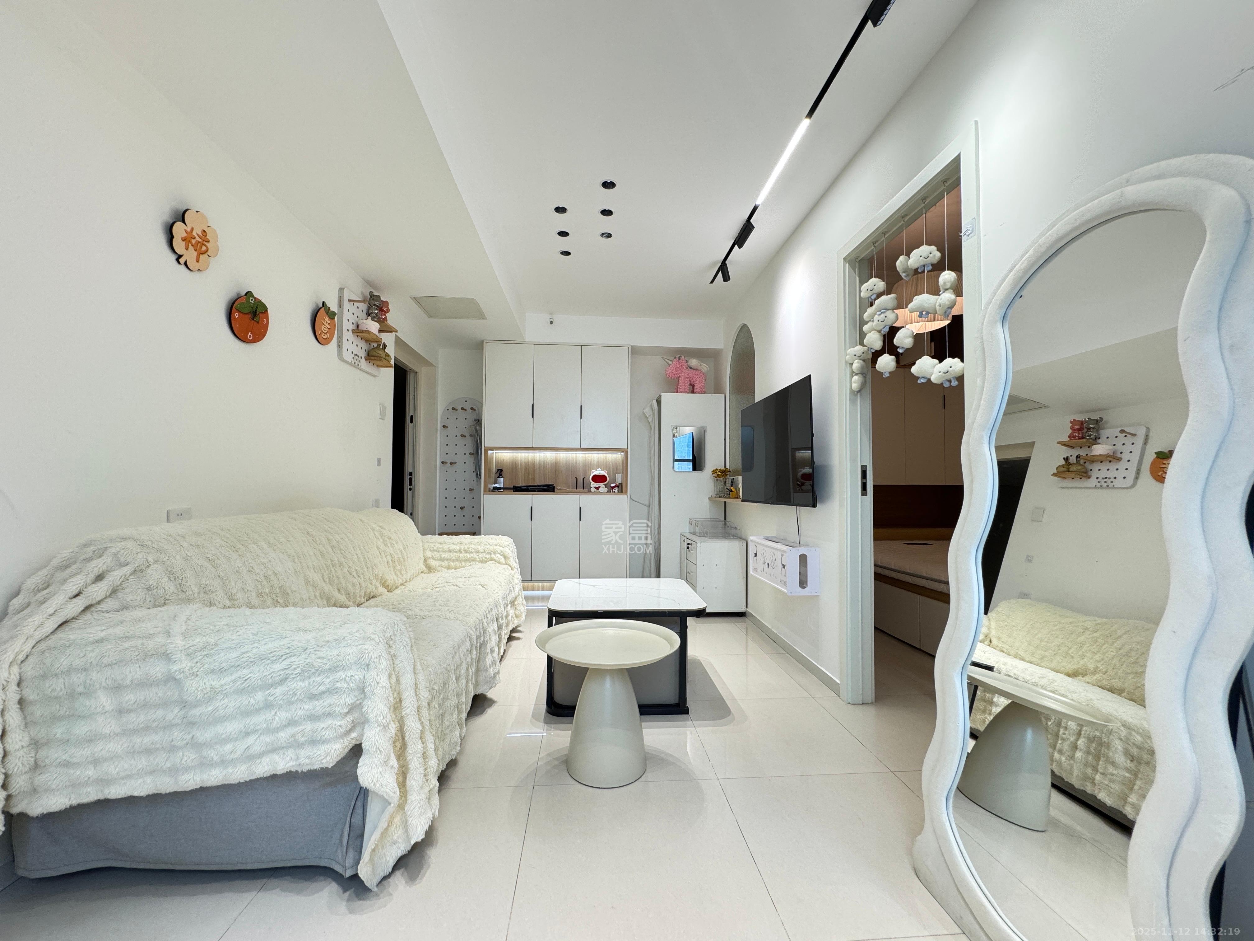 明城国际  1室1厅1卫    2400.0元/月室内图