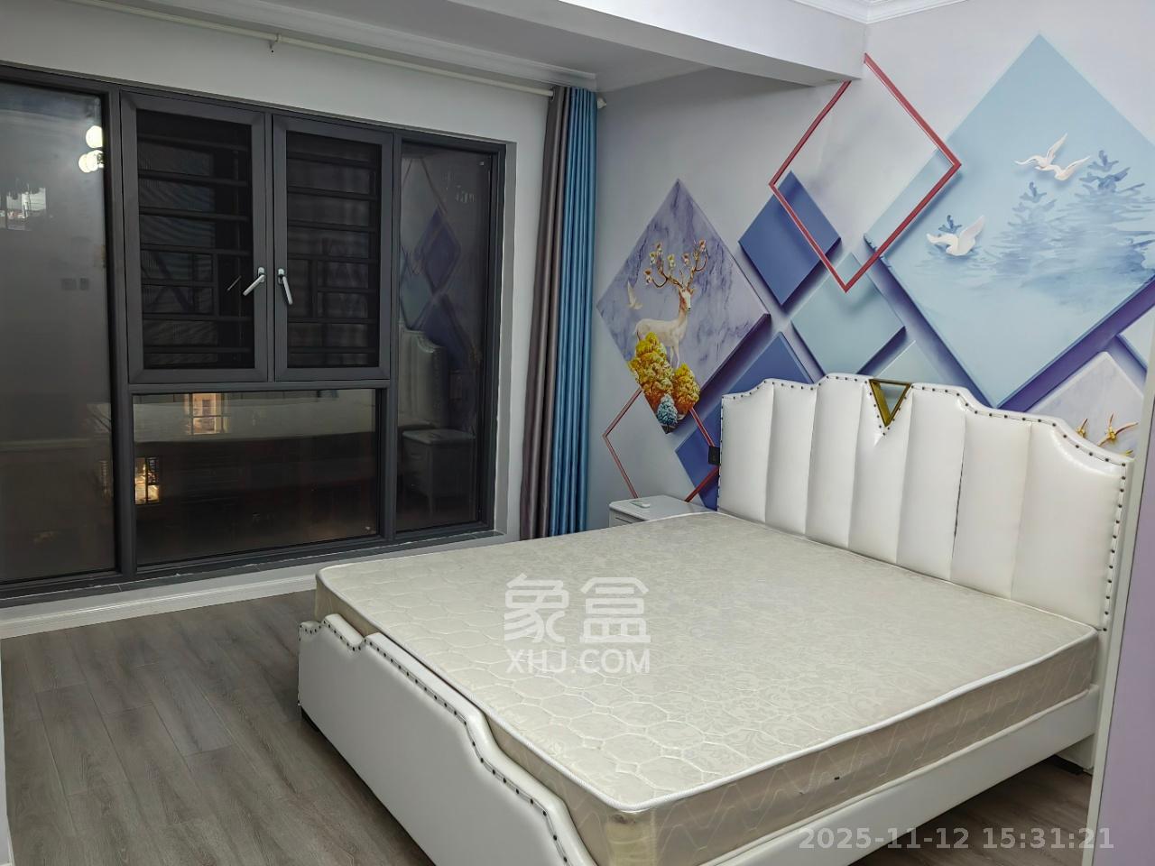 邦盛水岸御园  4室2厅2卫    2500.0元/月室内图