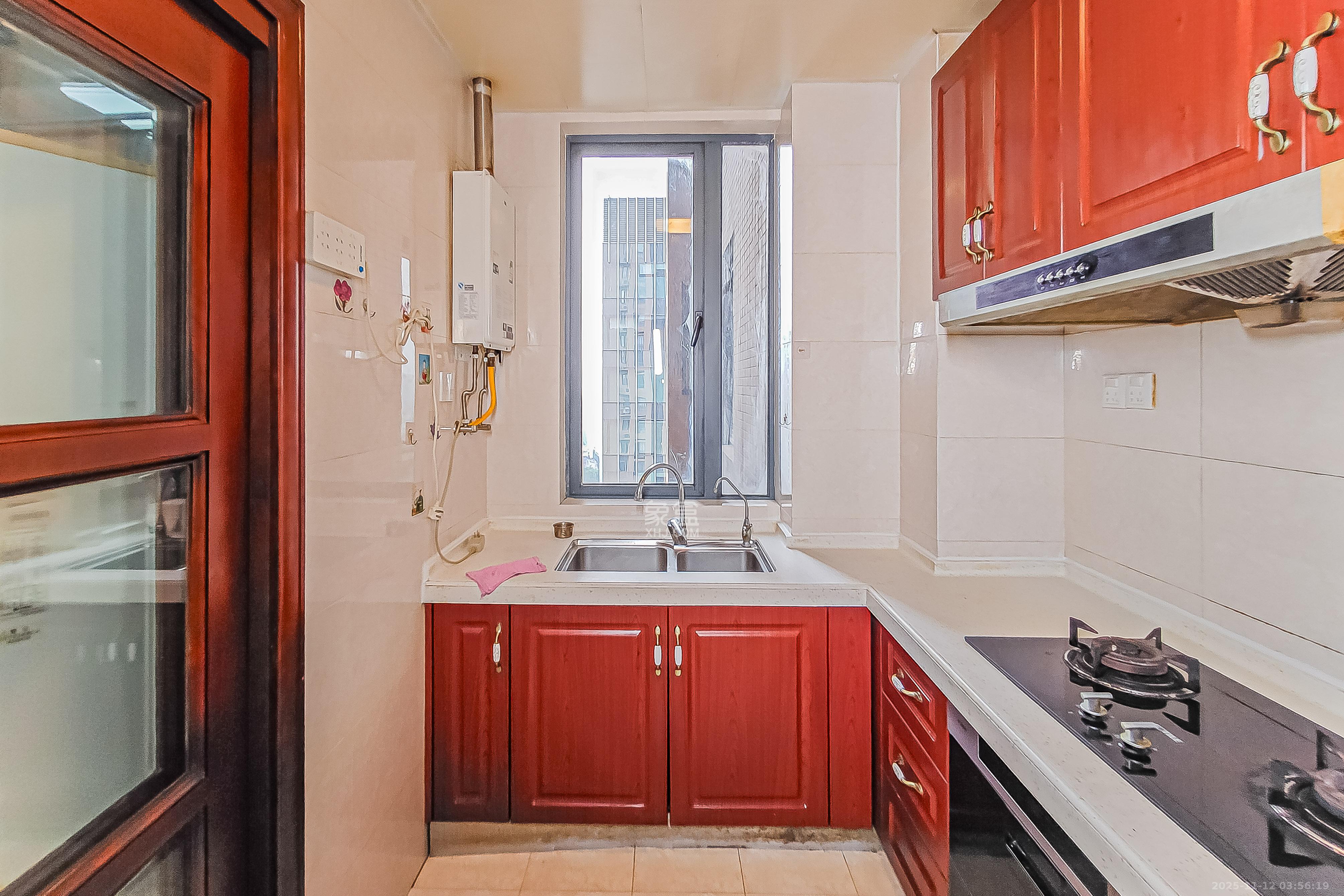 万博汇 3室2厅2卫 180.0万 万博汇 3室2厅2卫 180.0万厨房