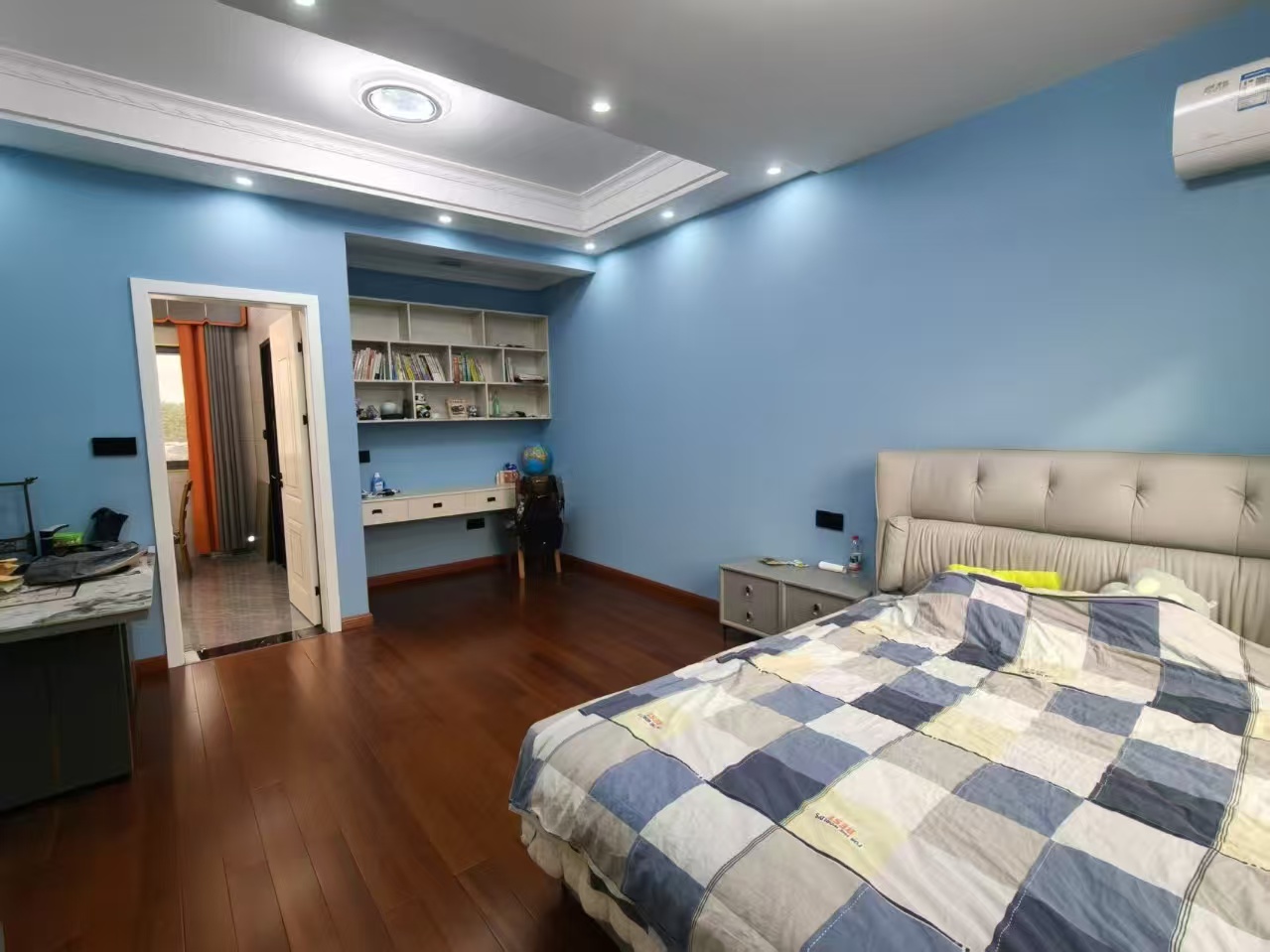 碧桂园  5室2厅3卫    450.0万