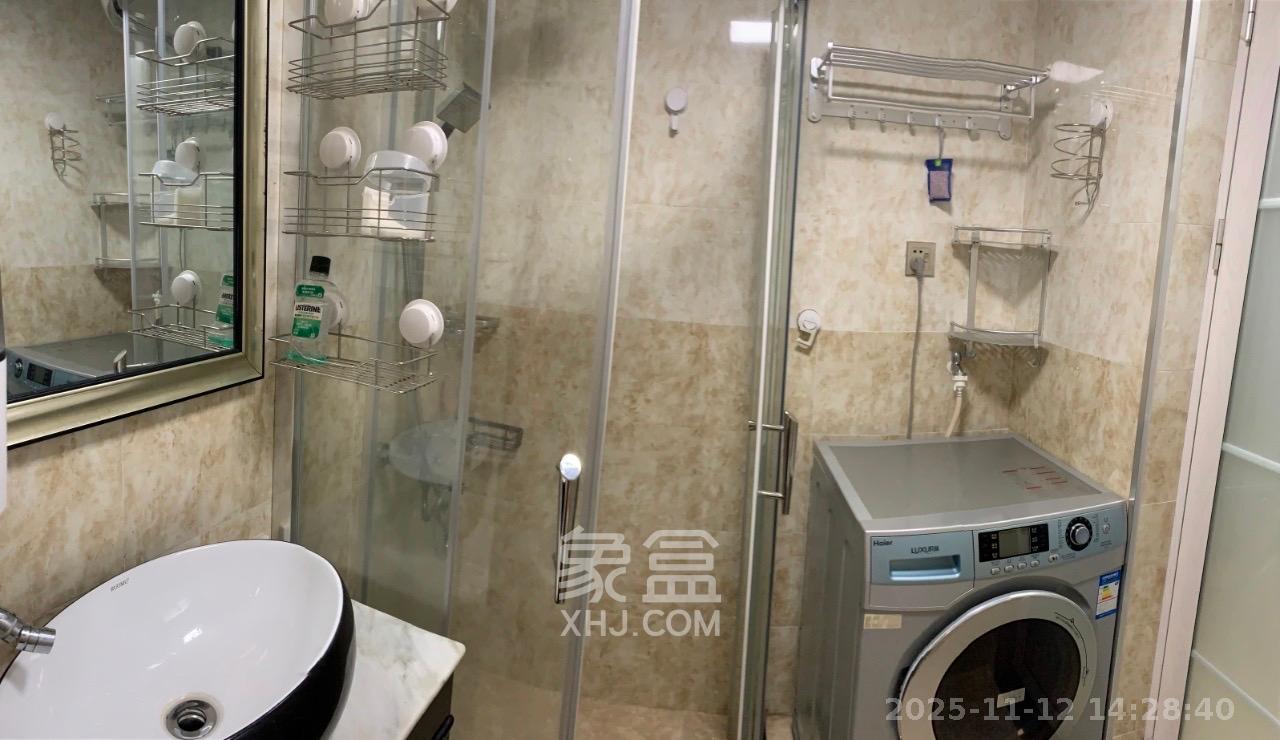 融科东南海 1室1厅1卫 1300.0元/月 融科东南海 1室1厅1卫 1300.0元/月室内图