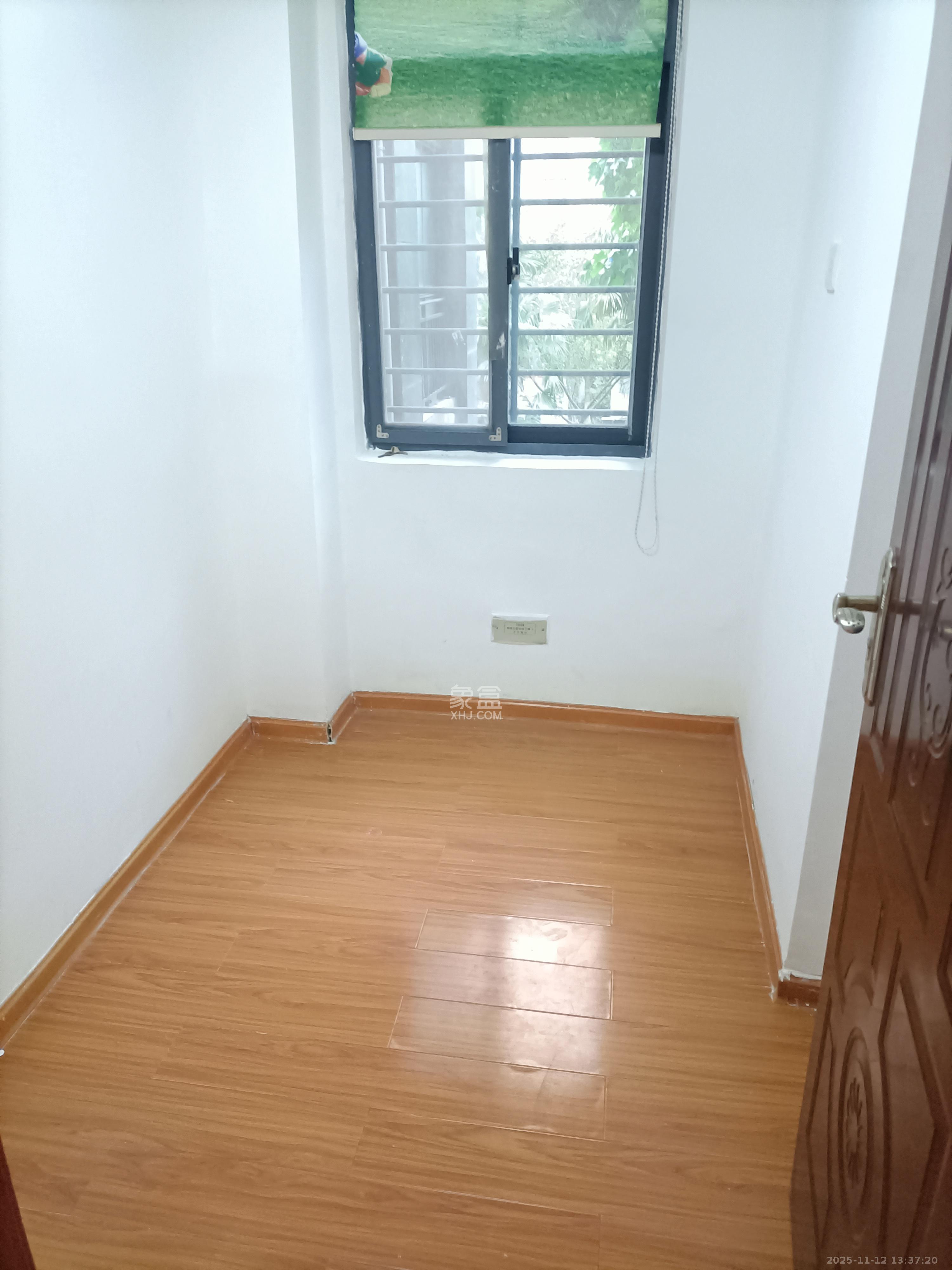 天骄福邸 2室2厅1卫 2100.0元/月 天骄福邸 2室2厅1卫 2100.0元/月室内图