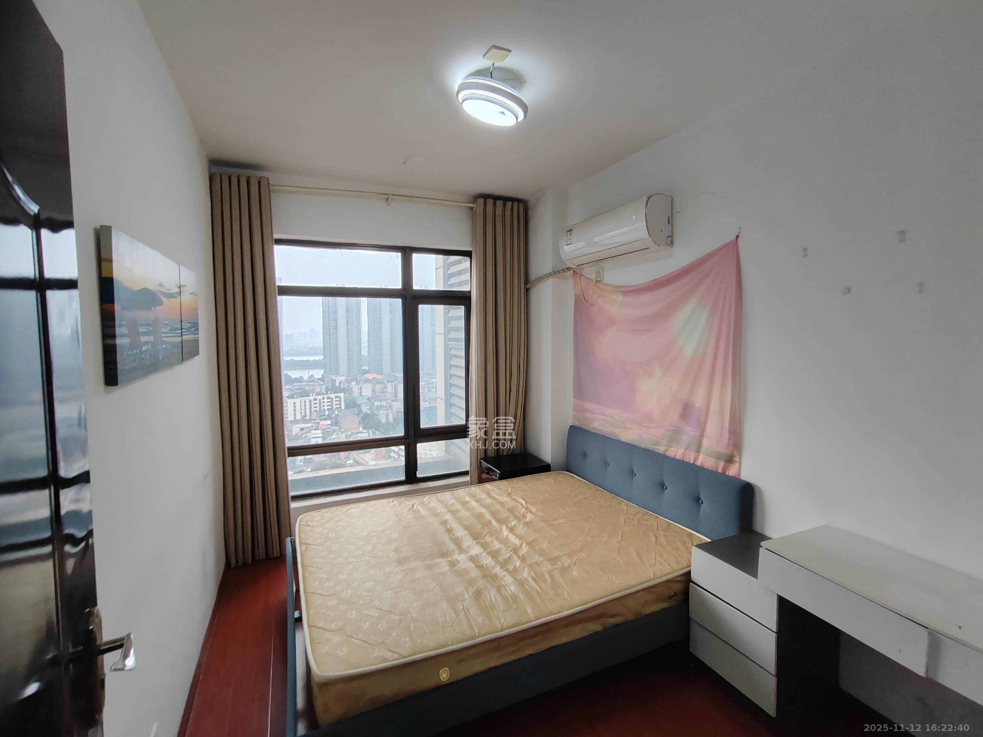 铂宫 2室1厅1卫 2400.0元/月 铂宫 2室1厅1卫 2400.0元/月室内图