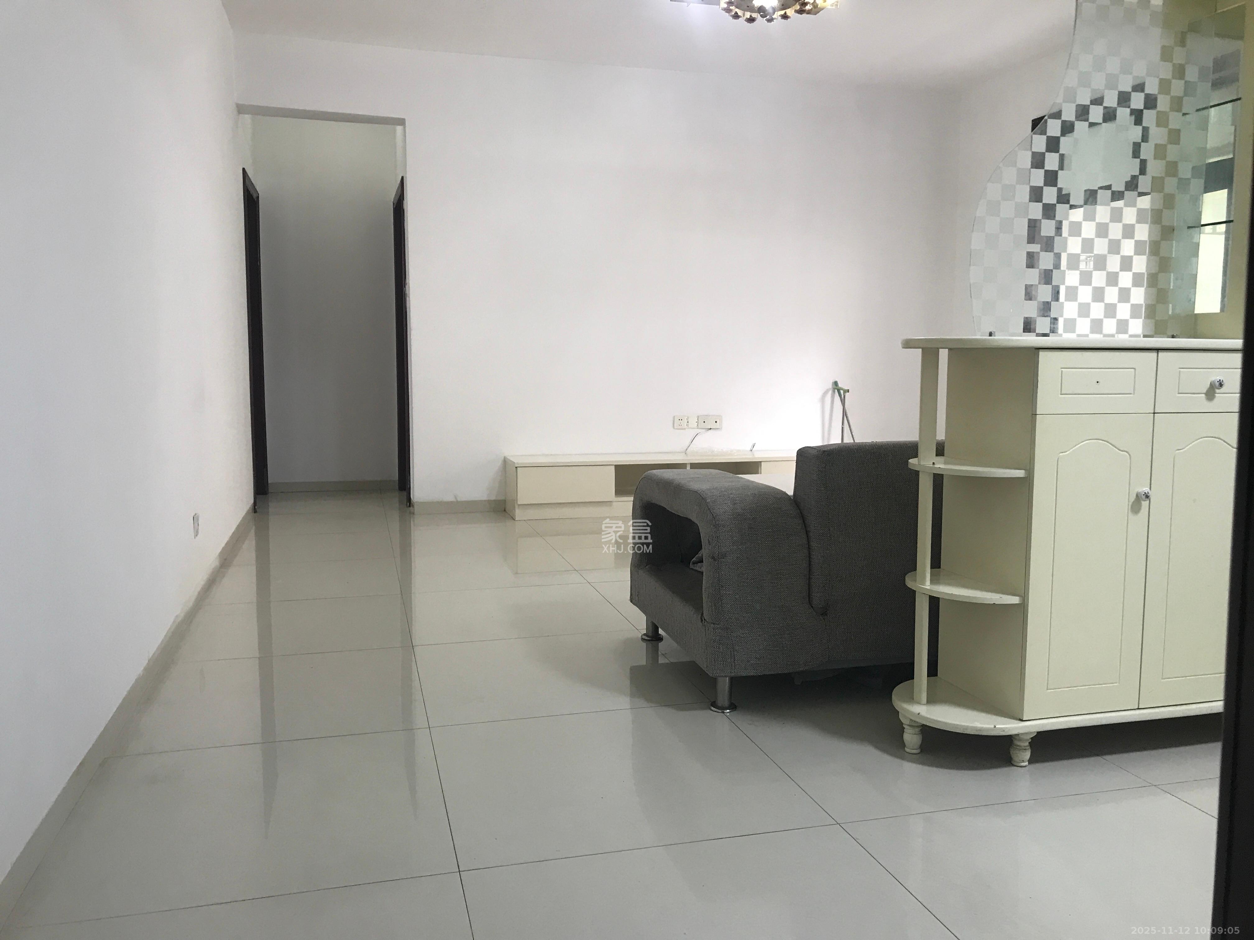 财富名园 2室1厅1卫 2300.0元/月 财富名园 2室1厅1卫 2300.0元/月室内图