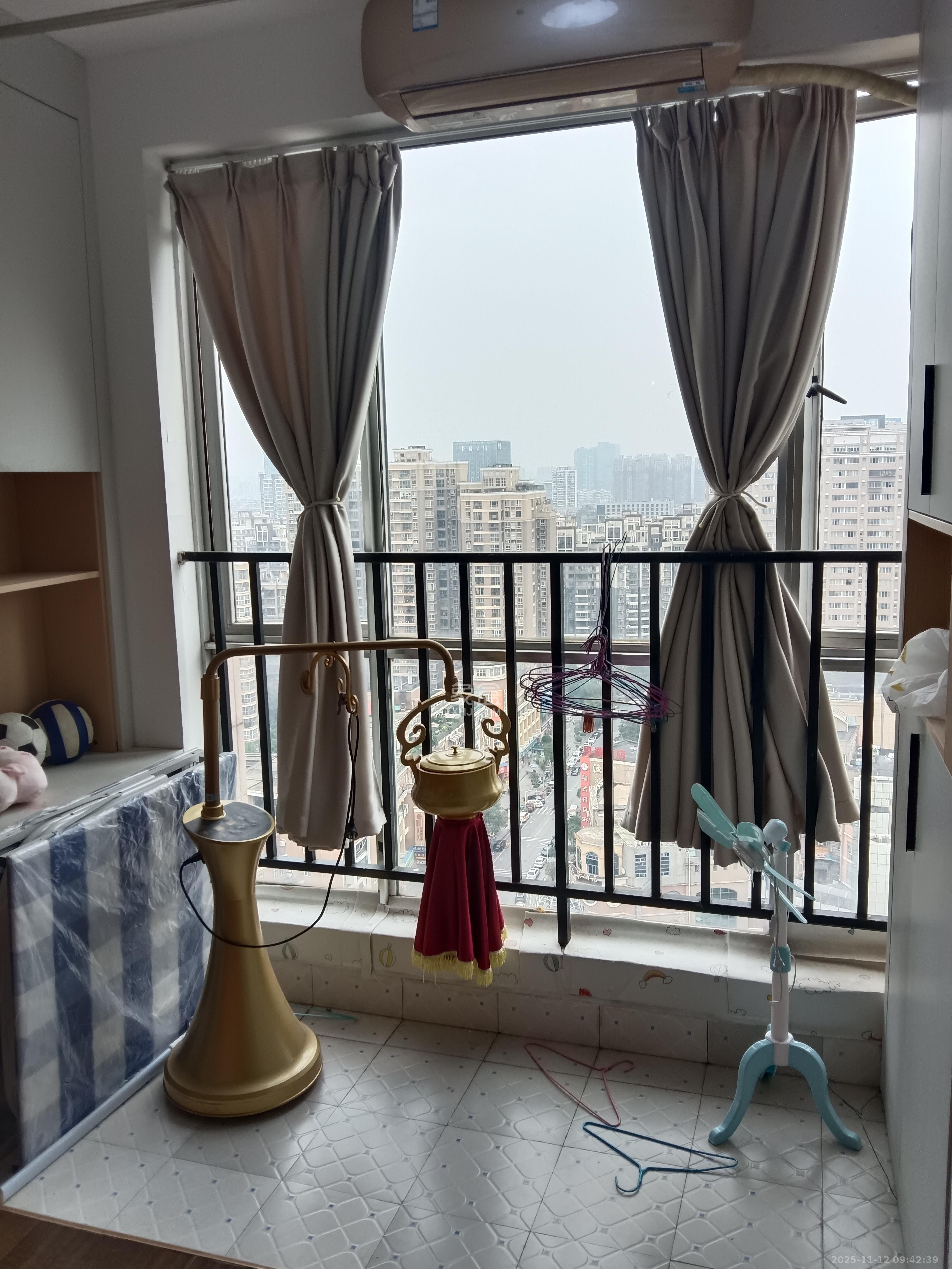 上河国际A座 1室1厅1卫 1600.0元/月 上河国际A座 1室1厅1卫 1600.0元/月室内图