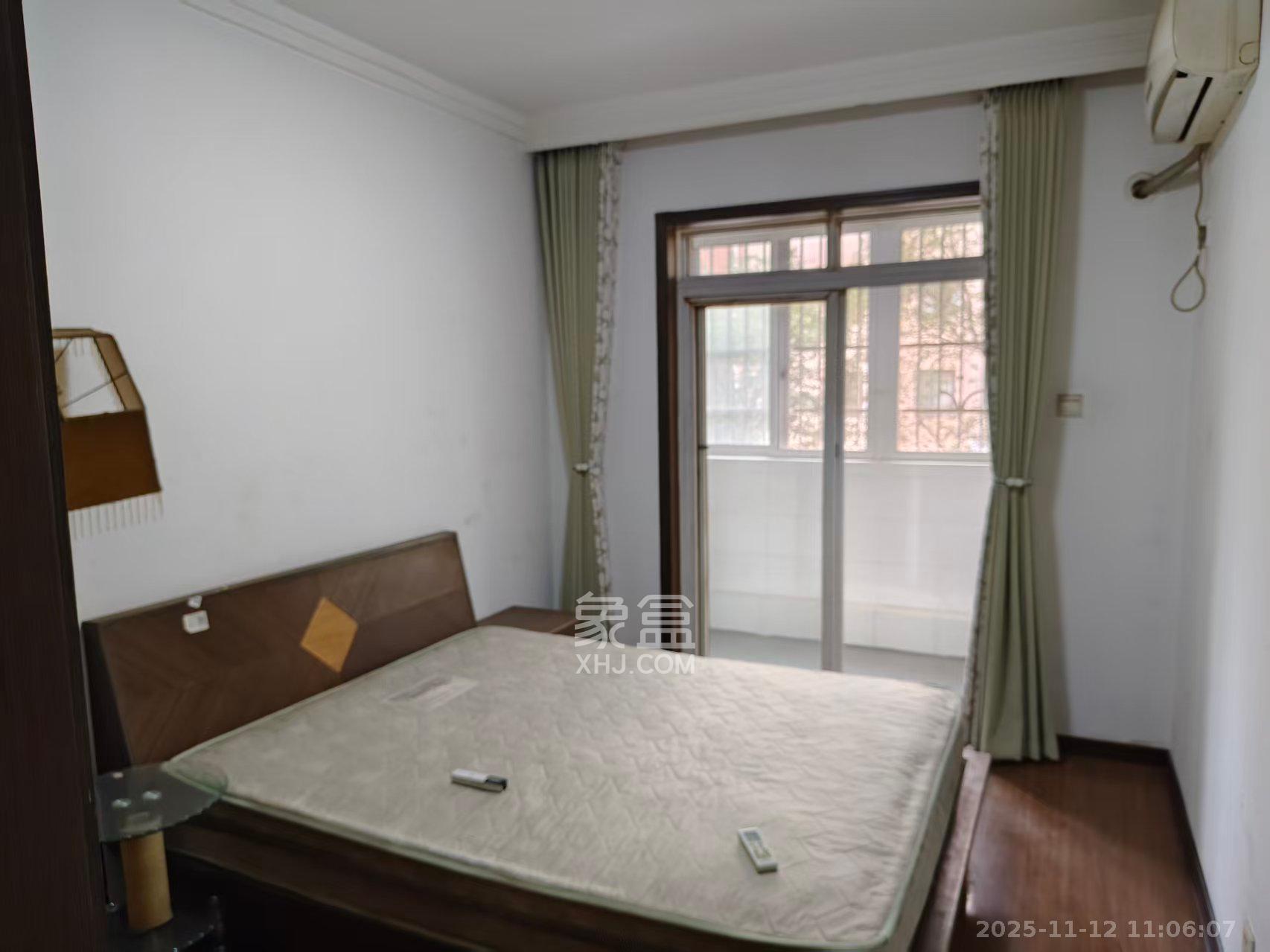 振湘园 3室2厅2卫 2300.0元/月 振湘园 3室2厅2卫 2300.0元/月室内图