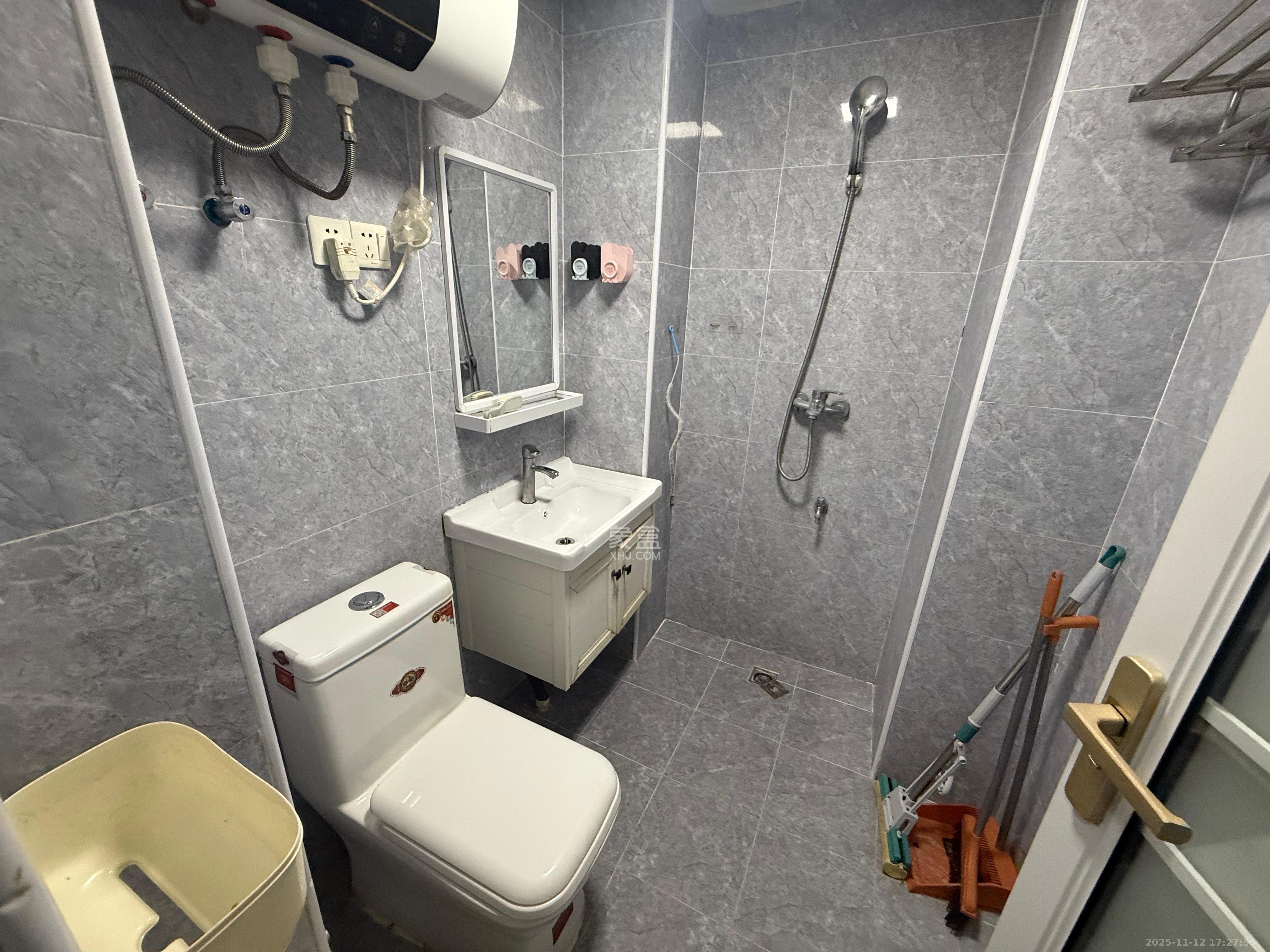 裕天国际商汇中心  1室1厅1卫    1680.0元/月室内图