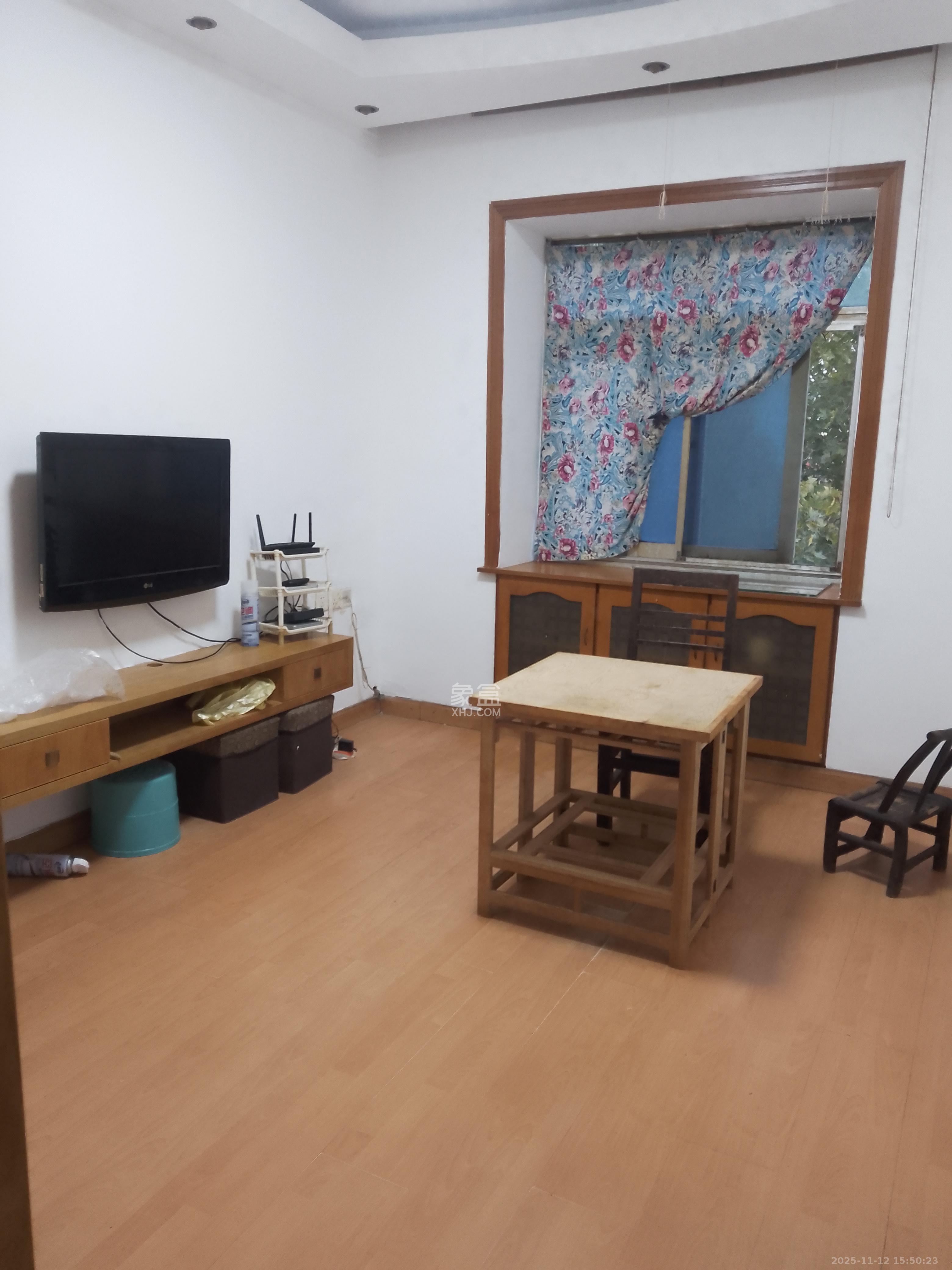 东瓜山二村  2室1厅1卫    900.0元/月