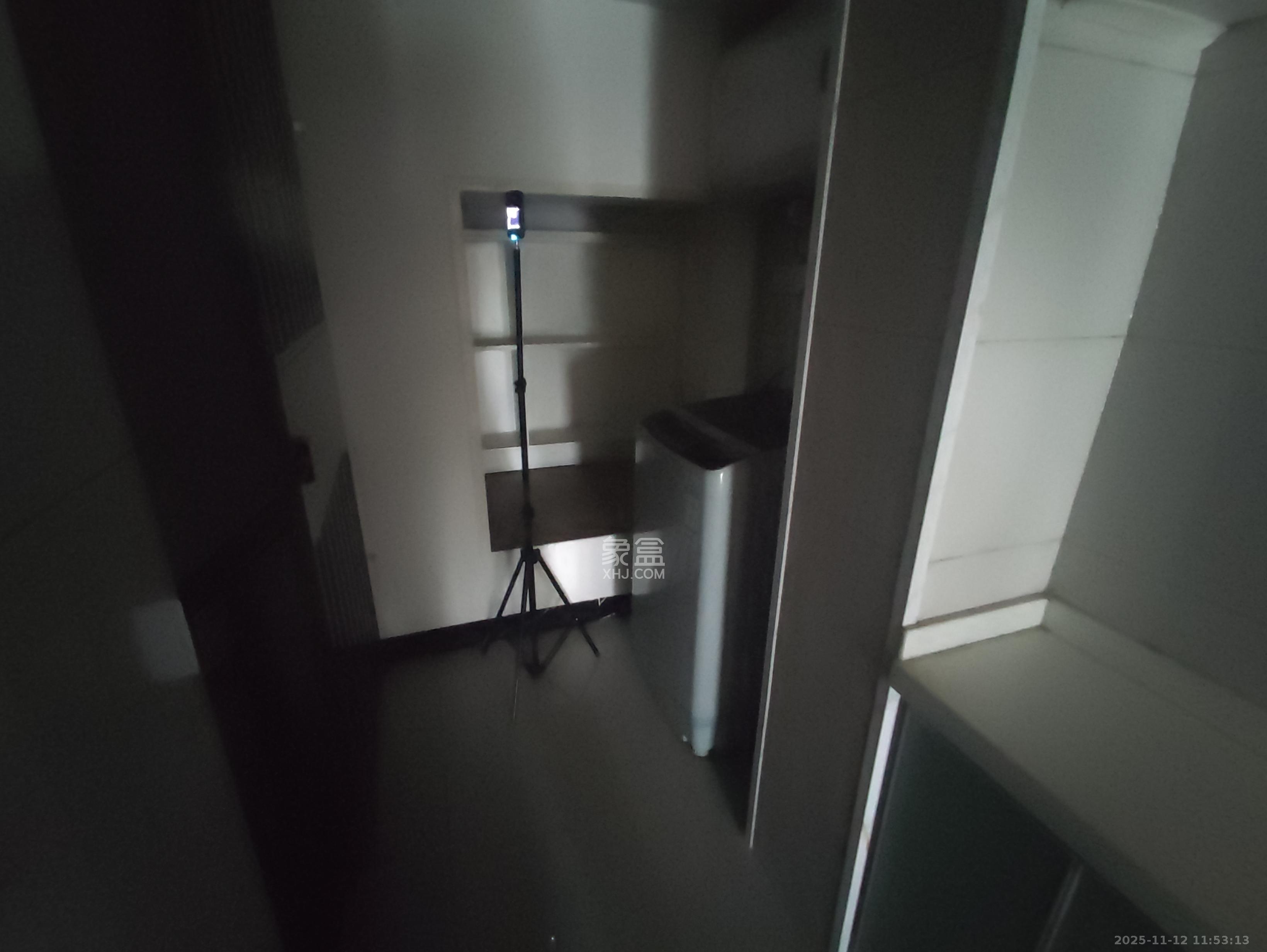 龙湖湘江星座（祺鑫星座公寓）  1室0厅0卫    1300.0元/月室内图