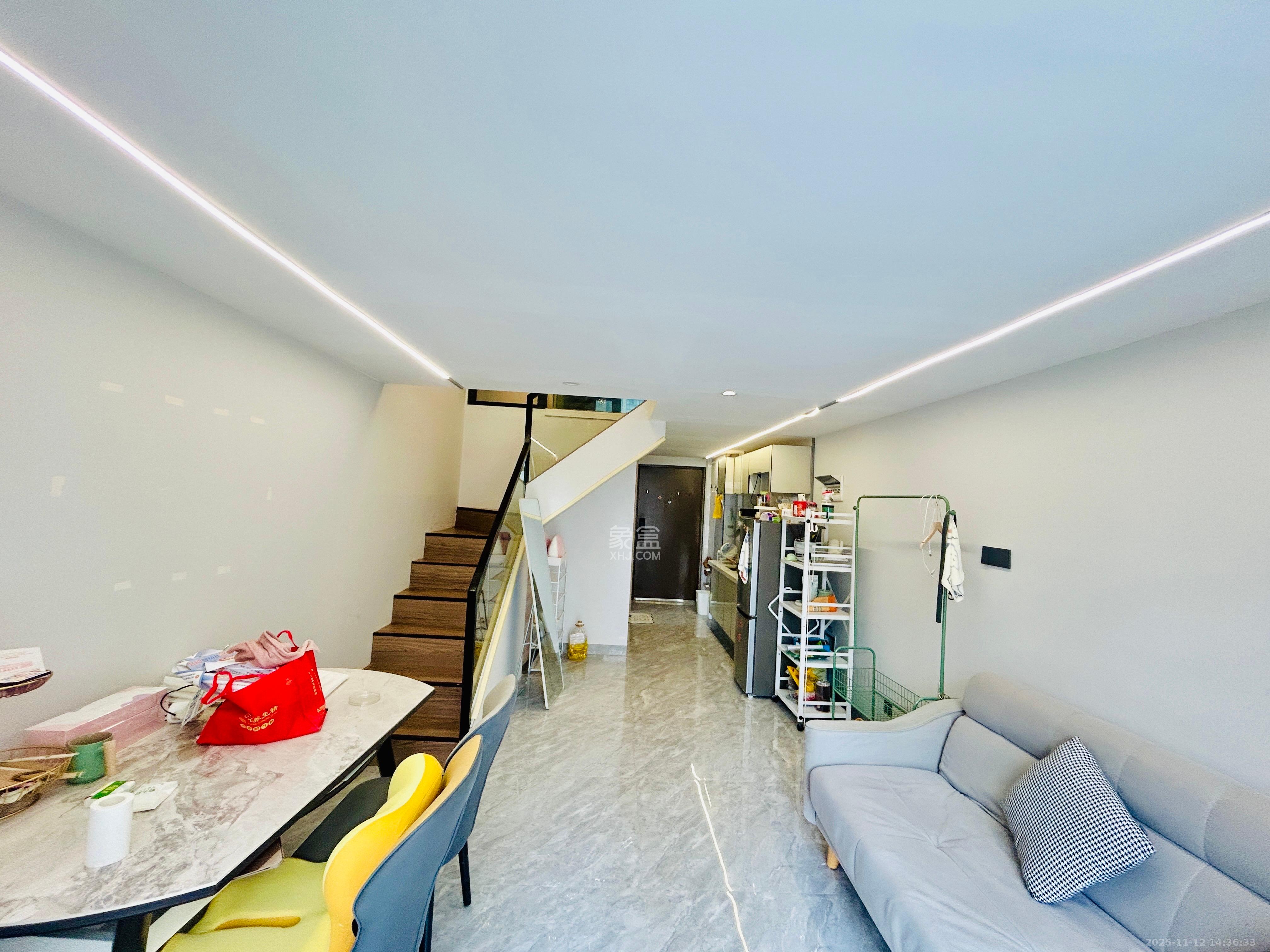 华润琨瑜府 2室2厅1卫 2500.0元/月 华润琨瑜府 2室2厅1卫 2500.0元/月室内图