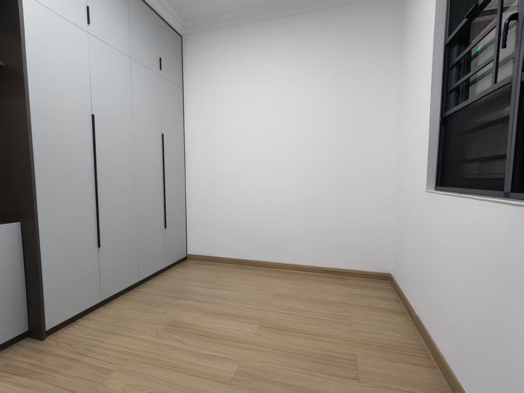 碧桂园梓山府  3室2厅2卫    2000.0元/月室内图