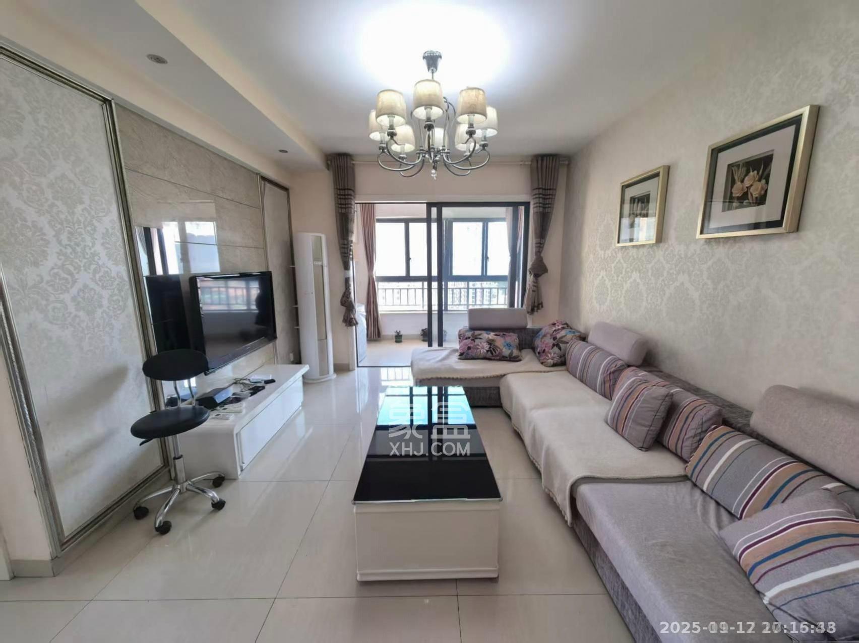 香樟兰亭(朗峰苑) 3室2厅1卫 2500.0元/月 香樟兰亭(朗峰苑) 3室2厅1卫 2500.0元/月室内图