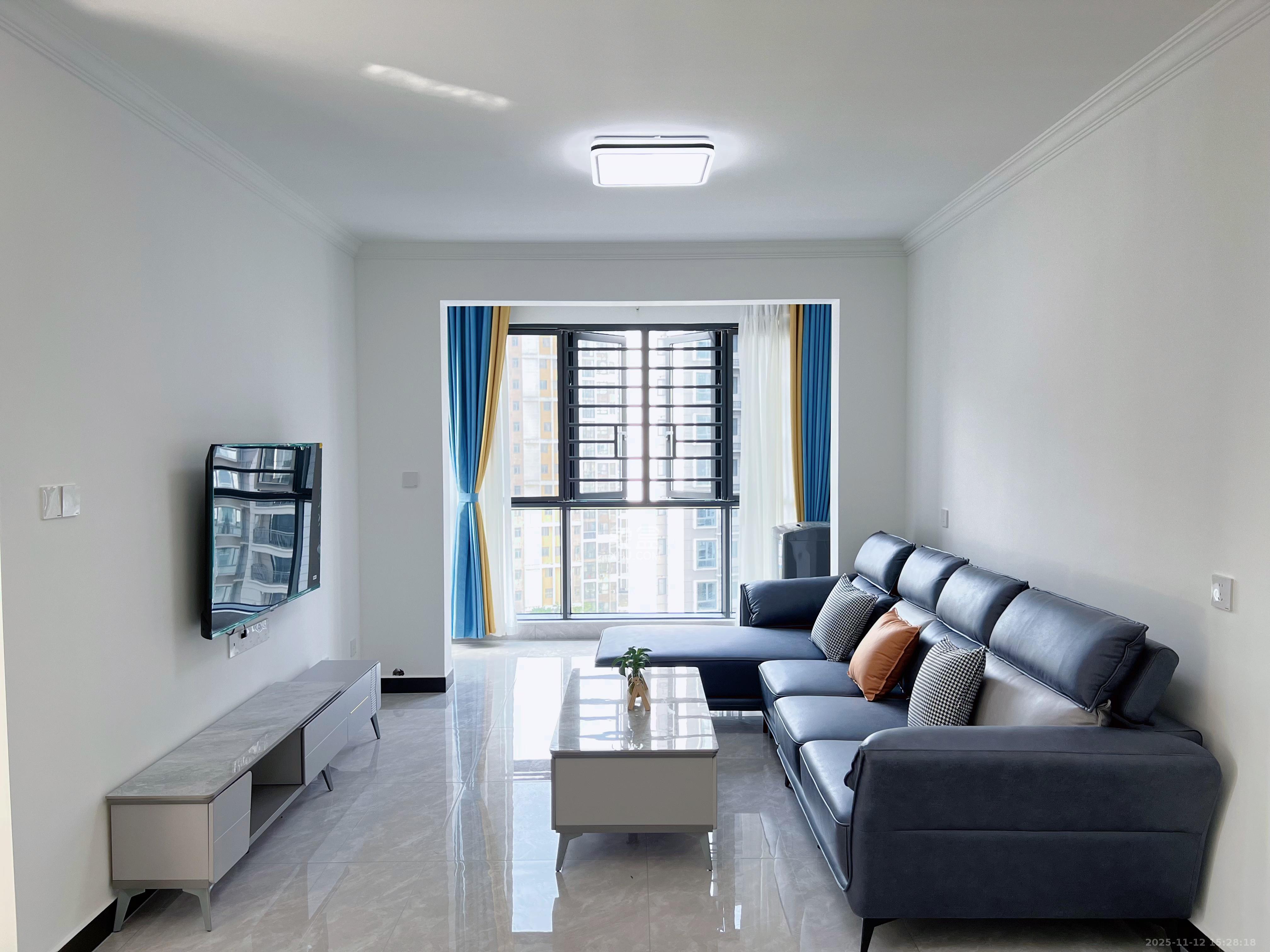 桃花嘉园  2室2厅1卫    1800.0元/月室内图1