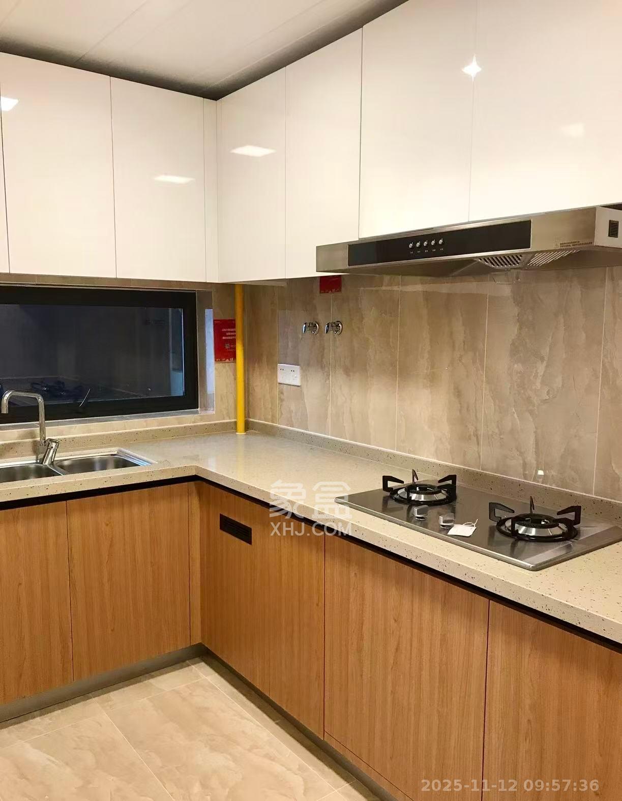 万科金域缇香  3室2厅2卫    3300.0元/月室内图