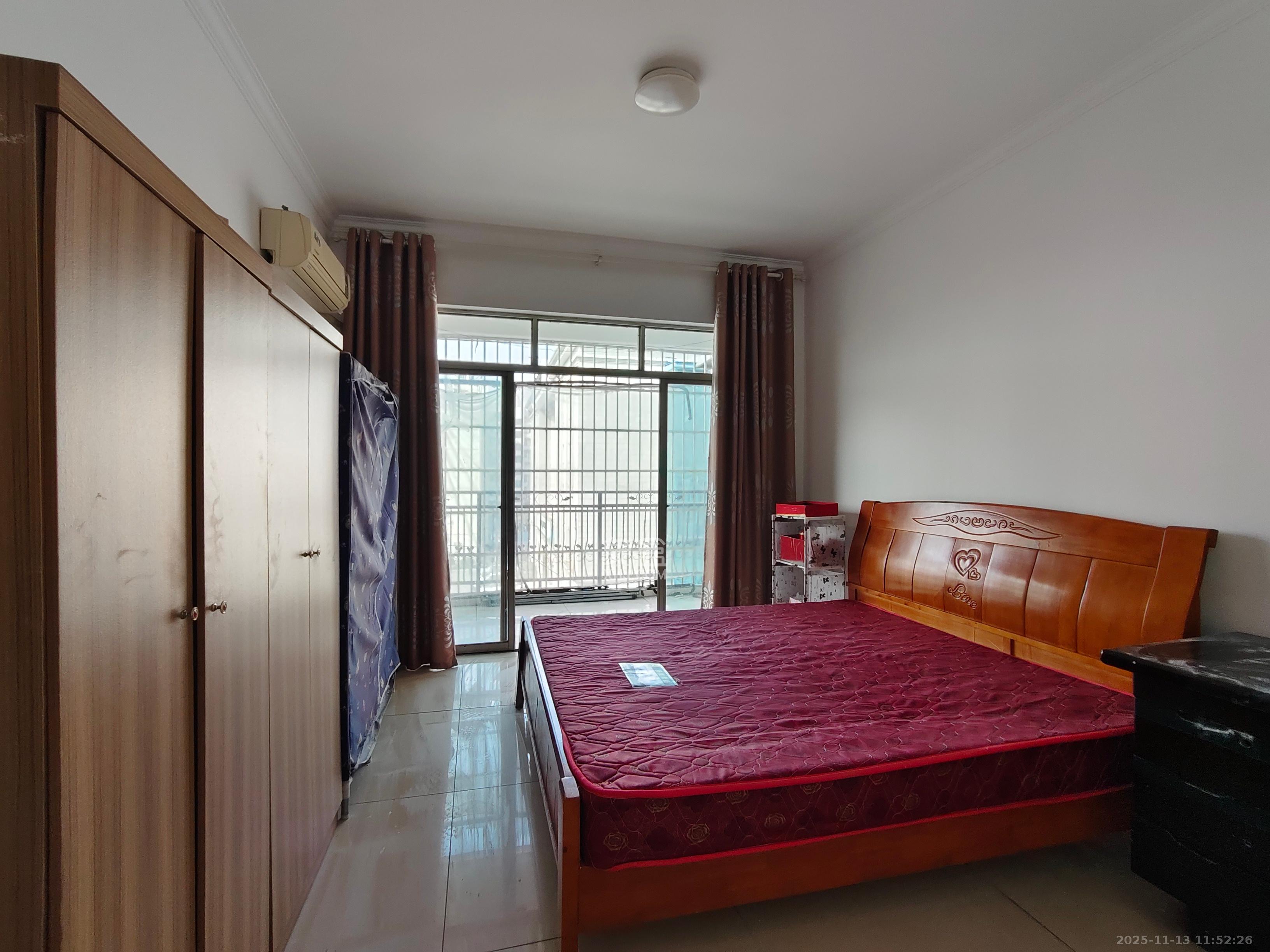 星沙商业步行街   129.94㎡      1500.0元/月室内图