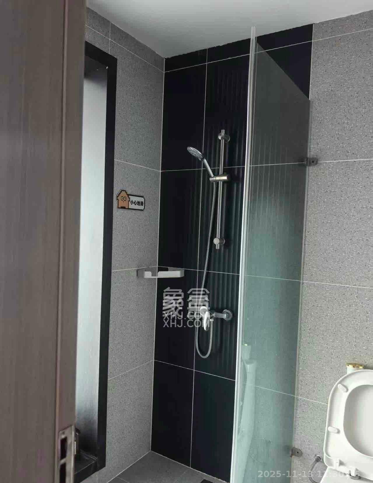 振业城三期  1室1厅1卫    1400.0元/月室内图