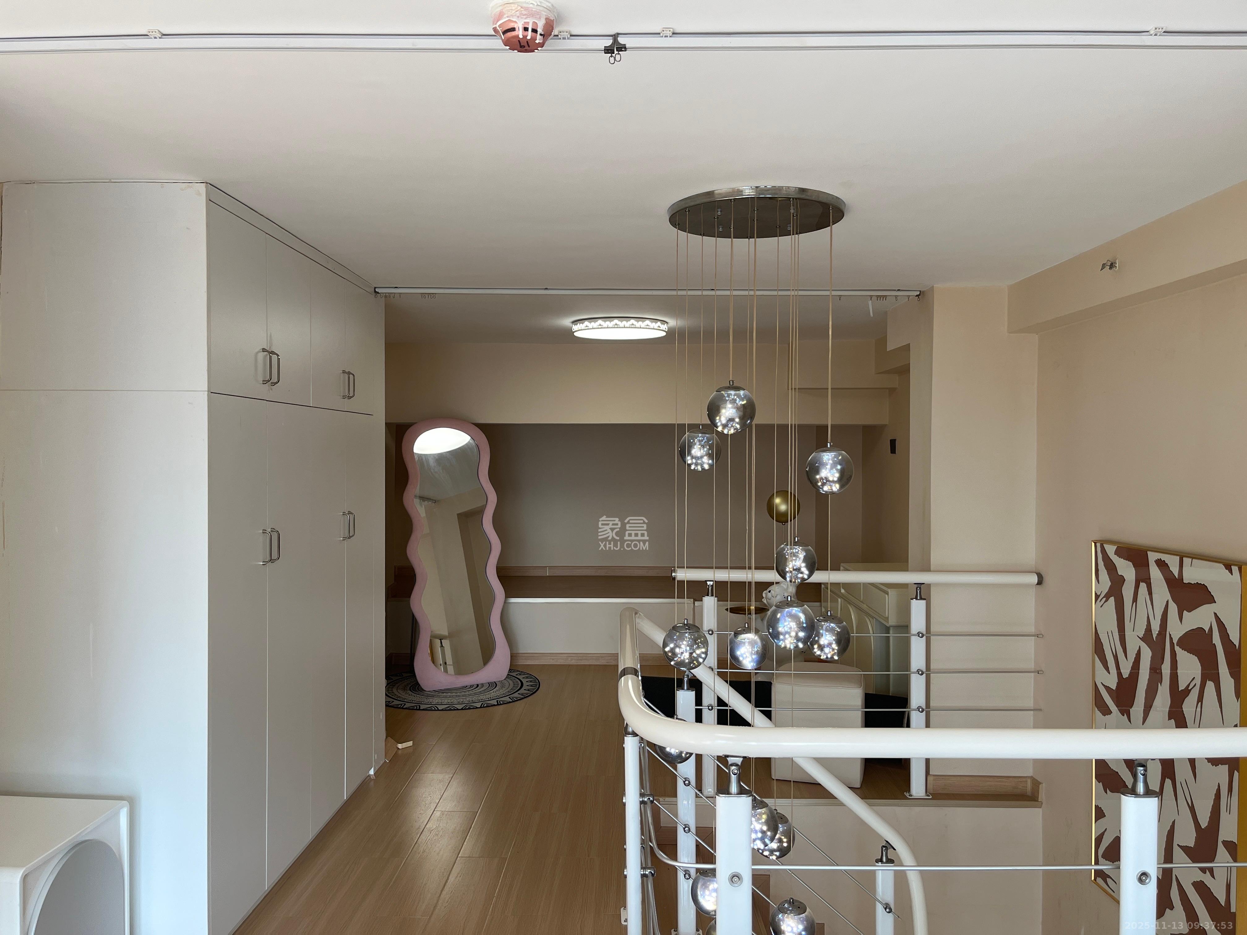 龙湖铂金岛 2室1厅1卫 2300.0元/月 龙湖铂金岛 2室1厅1卫 2300.0元/月室内图