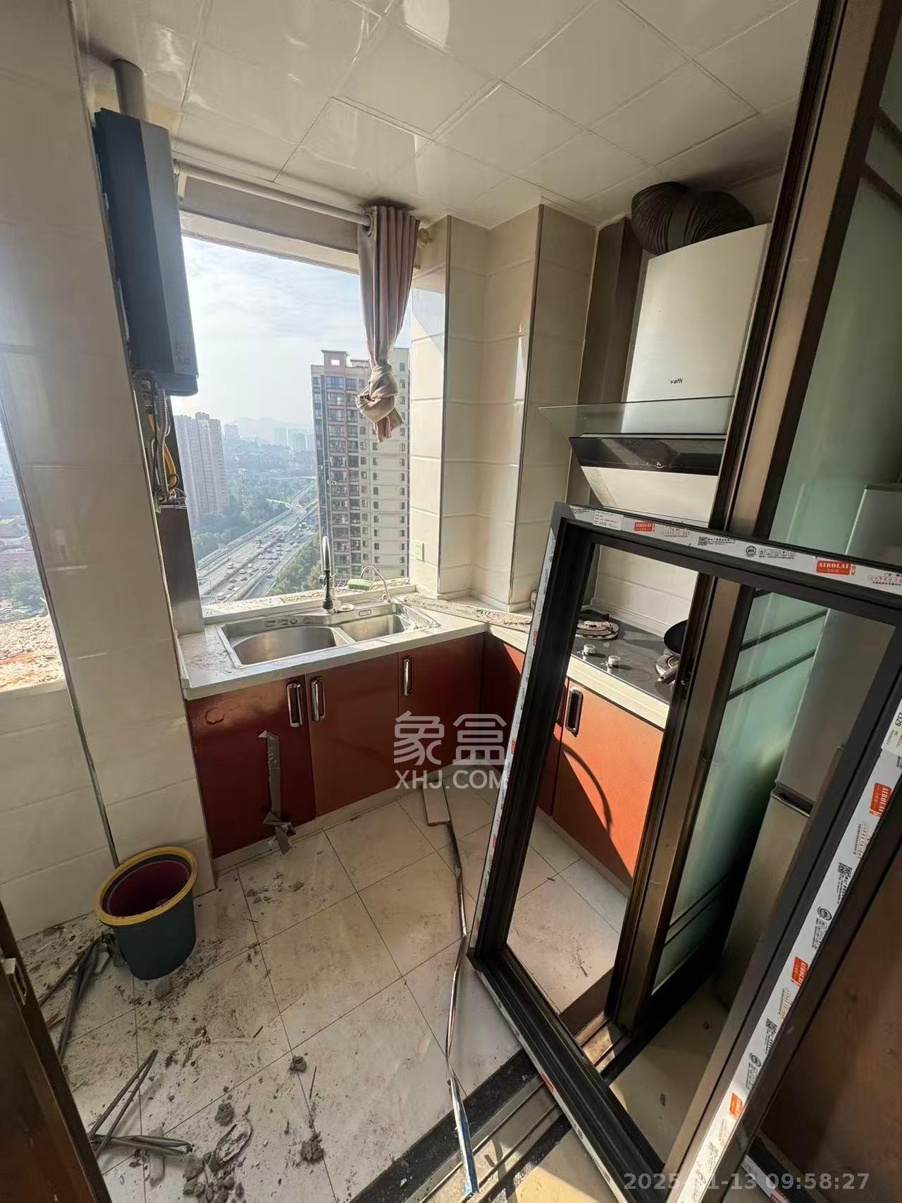 联美品格  1室2厅1卫    2000.0元/月室内图