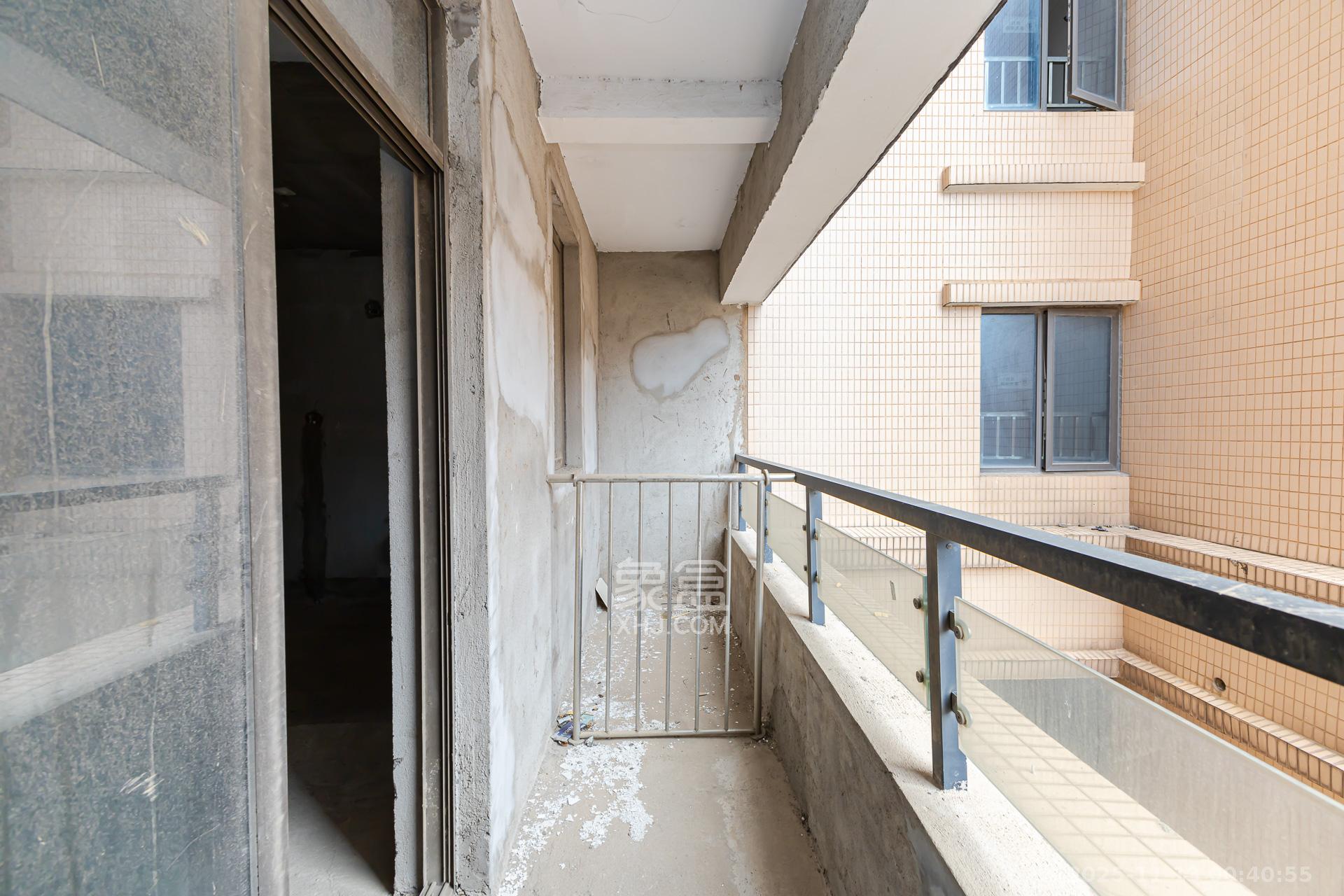 润和又一城  1室0厅0卫    88.0万阳台