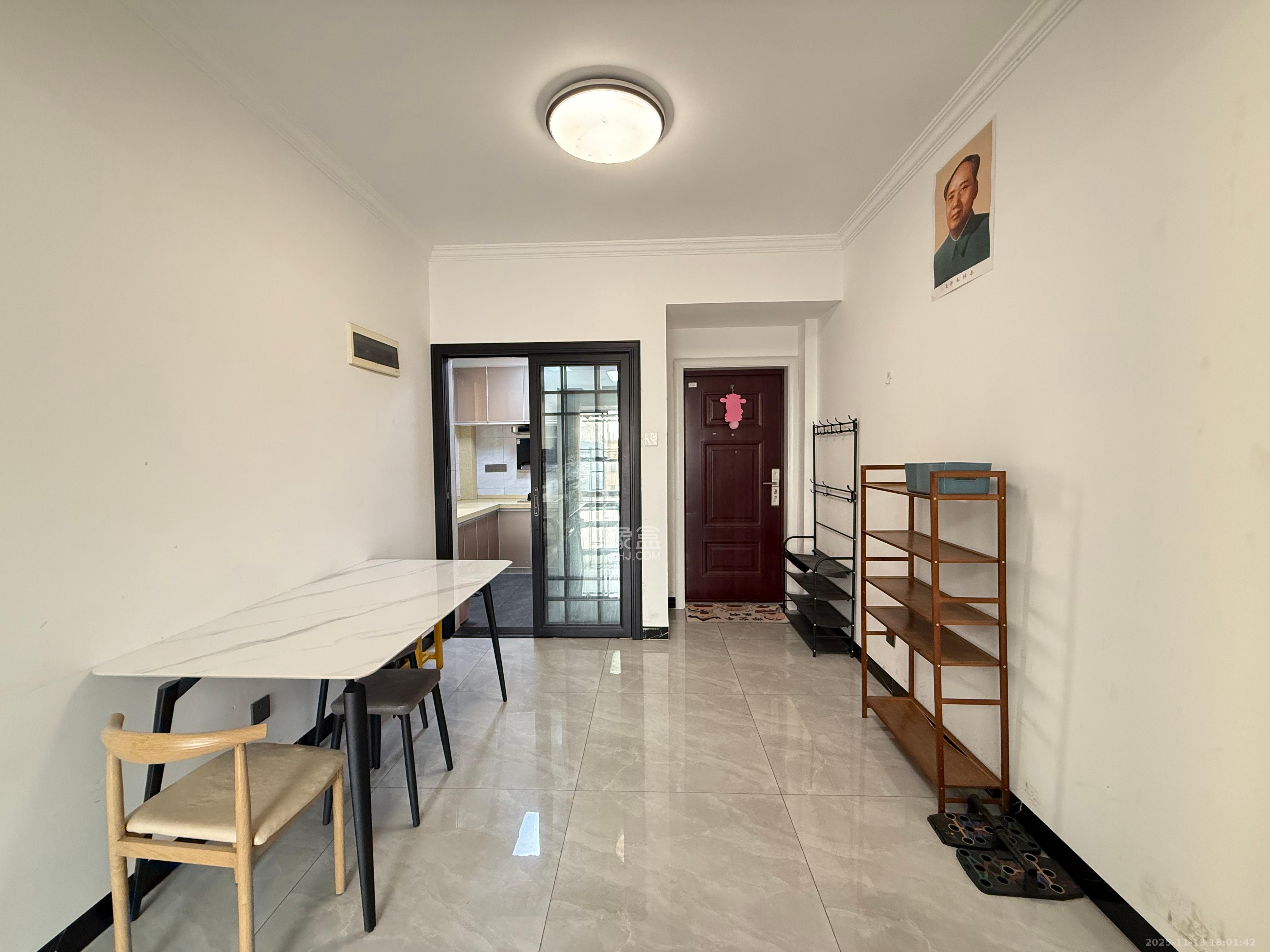 中城苑  2室1厅1卫    2300.0元/月室内图