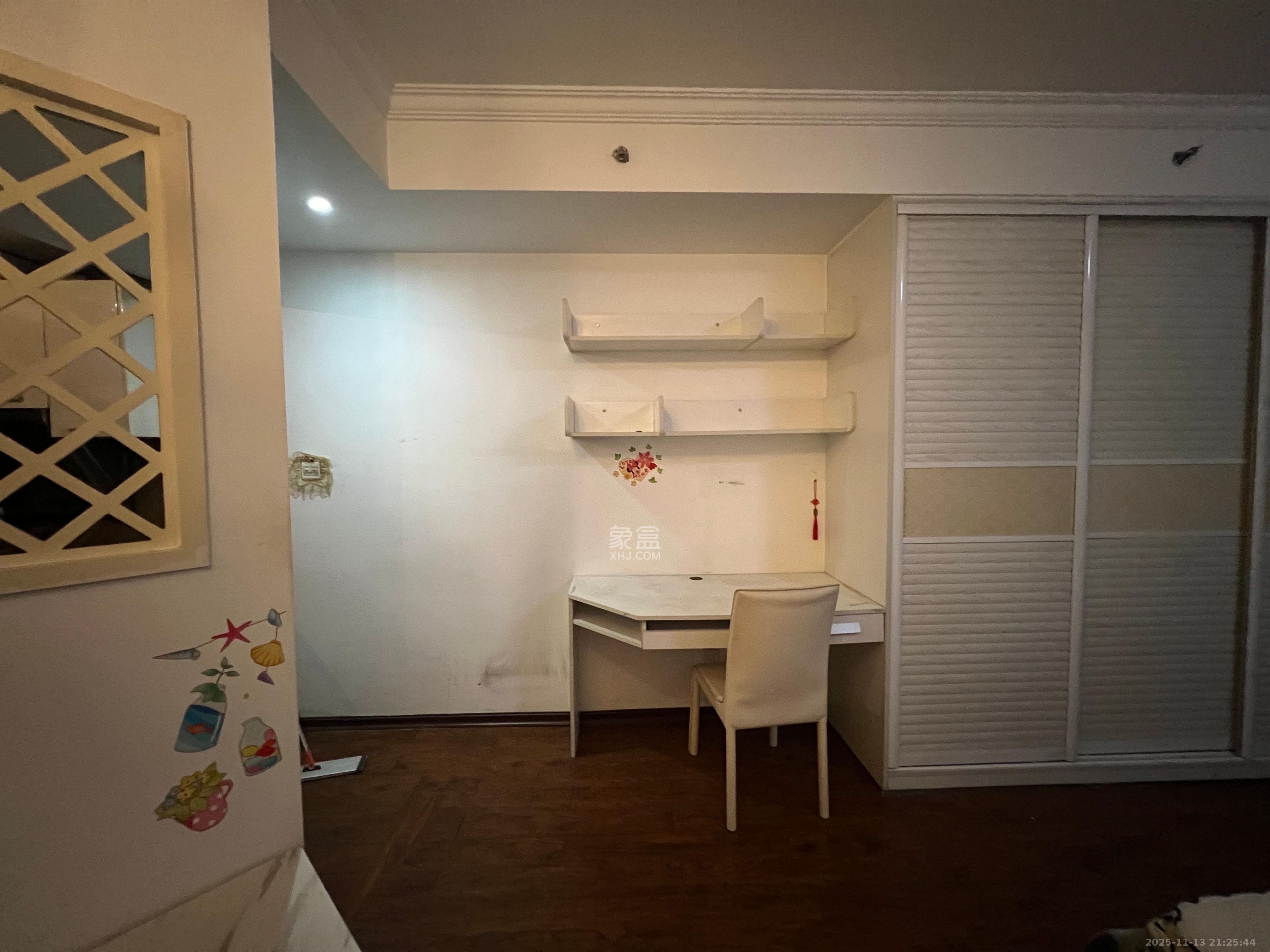 时代星城 1室1厅1卫 1000.0元/月 时代星城 1室1厅1卫 1000.0元/月室内图