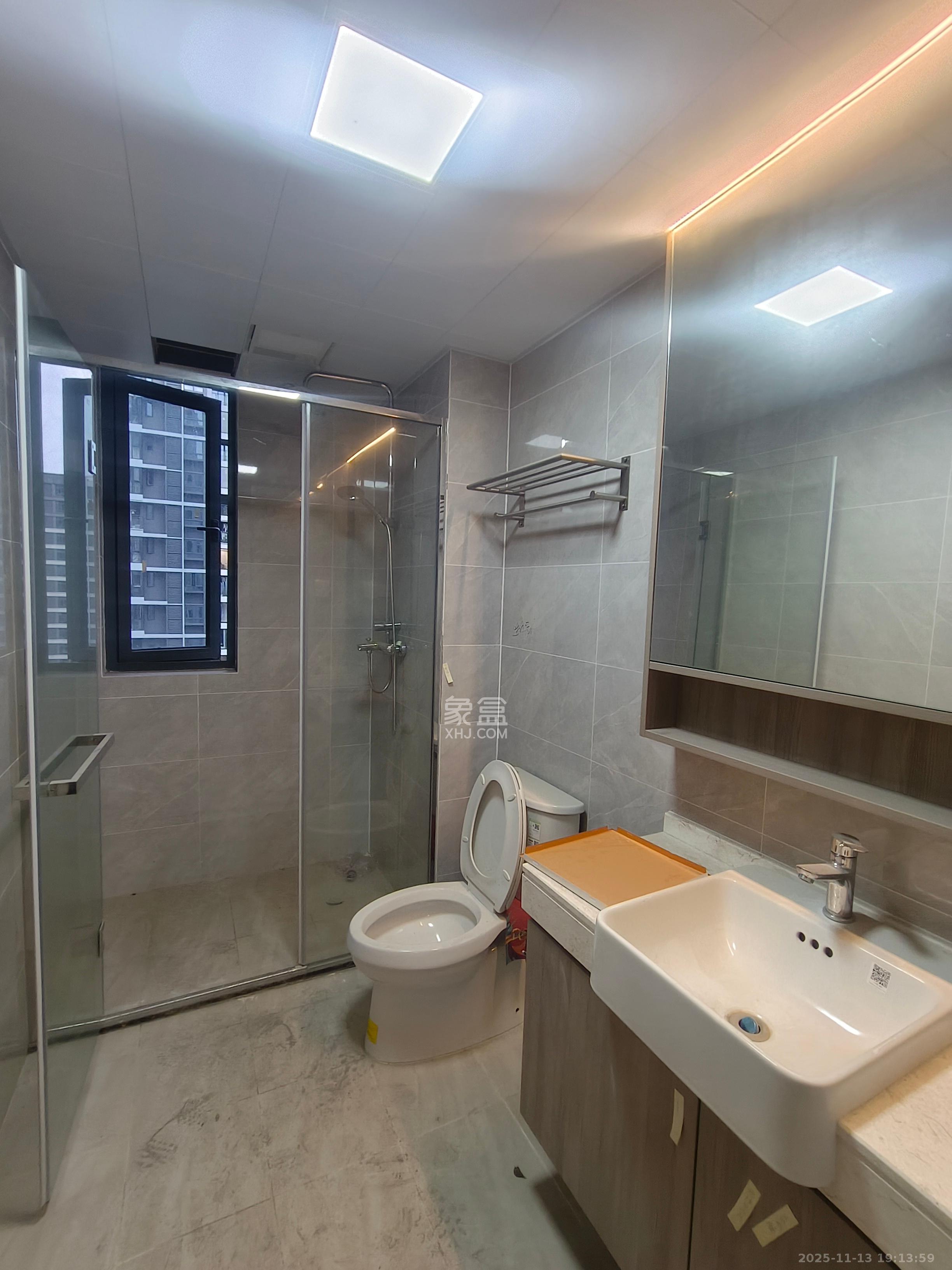 清控湖山雅居南区  3室2厅2卫    2700.0元/月室内图