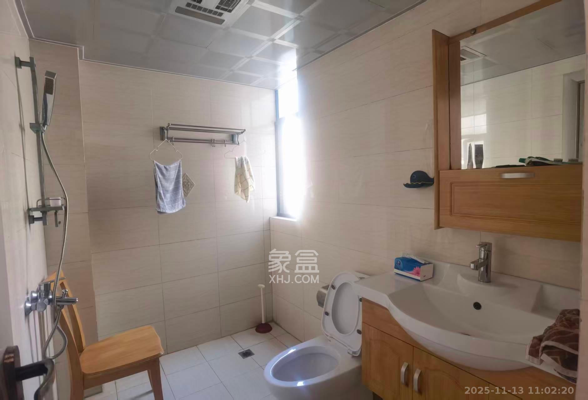 幸福里润城（幸福里二期）  3室2厅2卫    2200.0元/月室内图