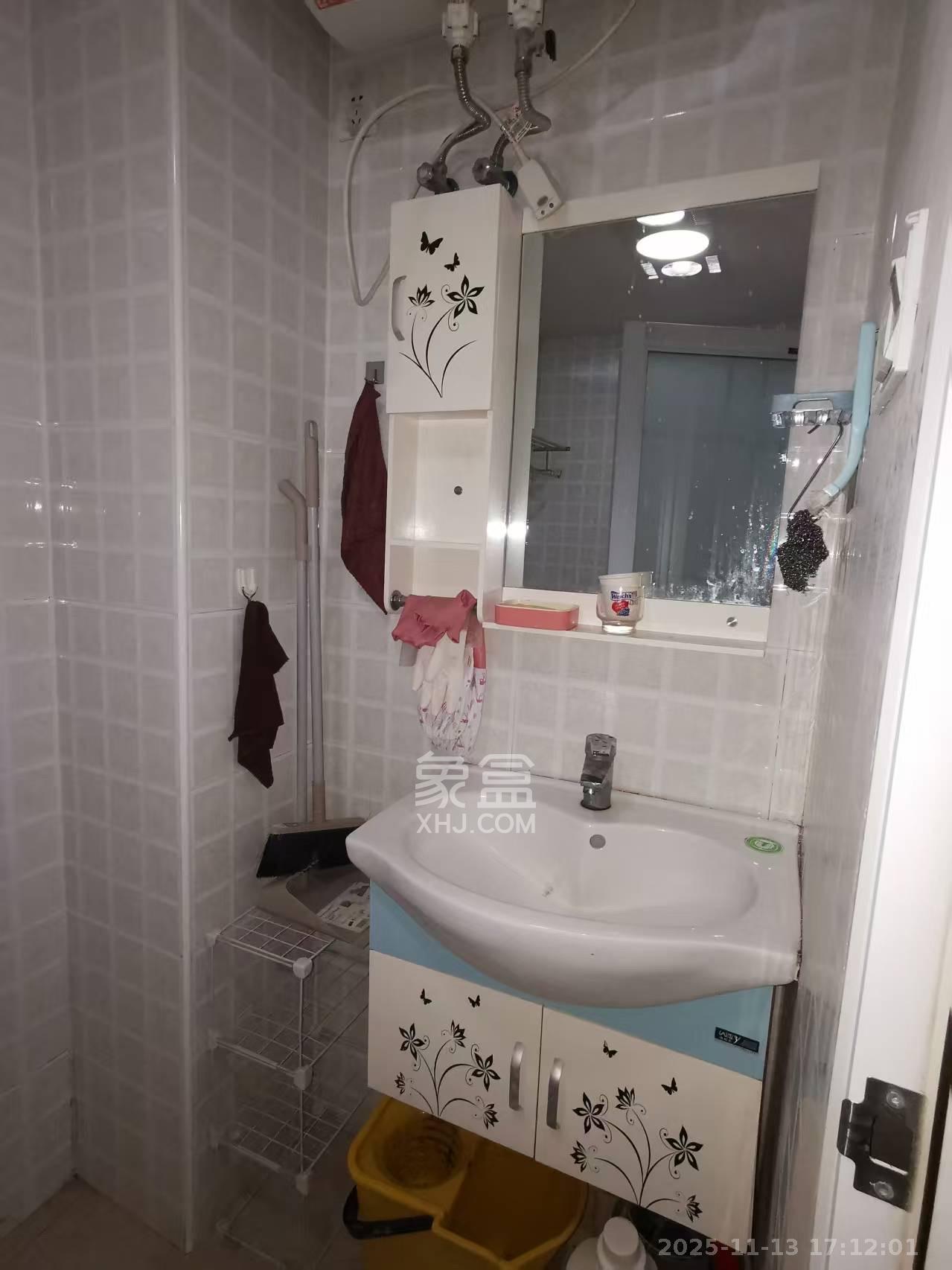 万科魅力之城  1室1厅1卫    1300.0元/月室内图